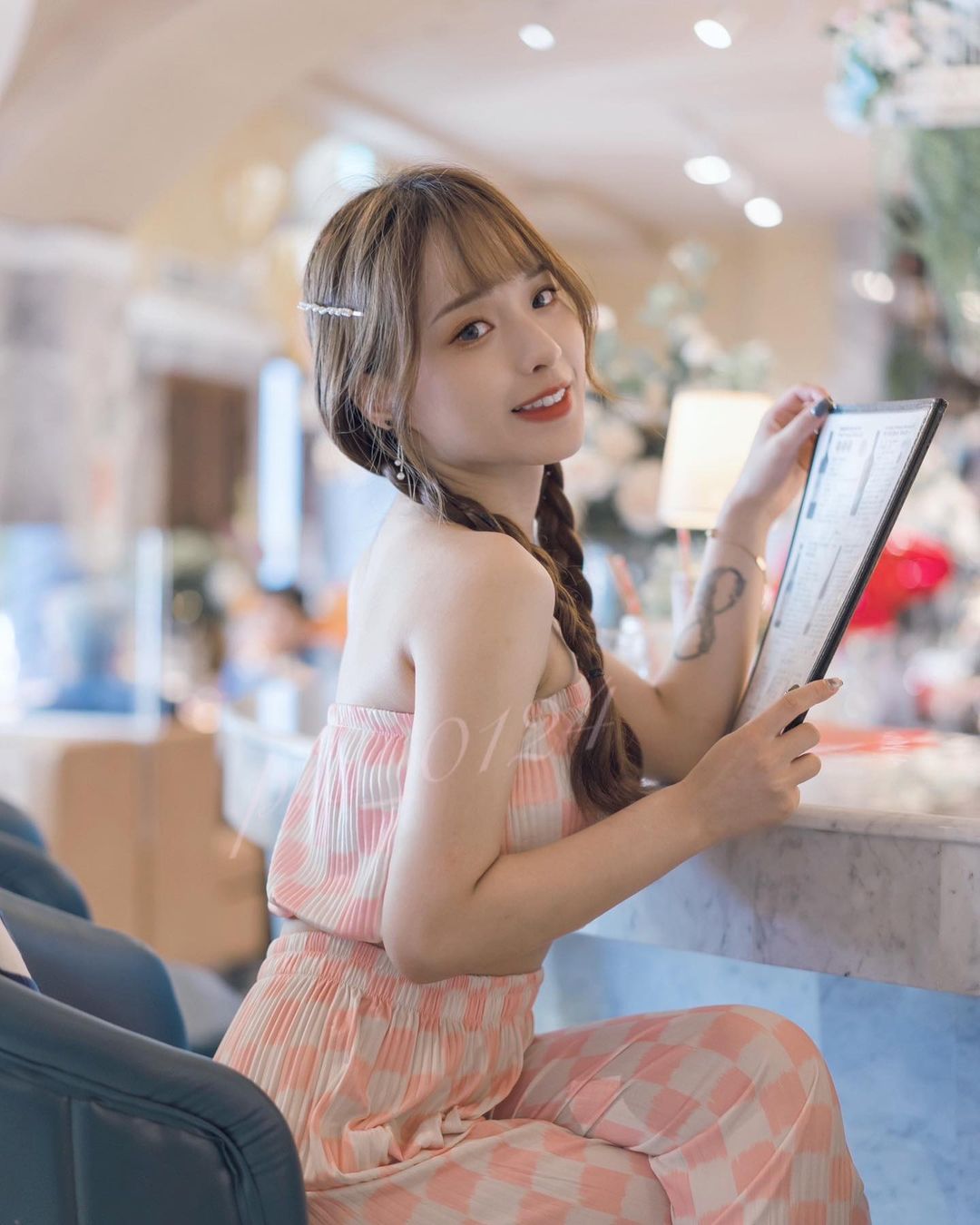 直播正妹「溫柔」解放惹火胴體 攻佔你的心-第1章-图片6