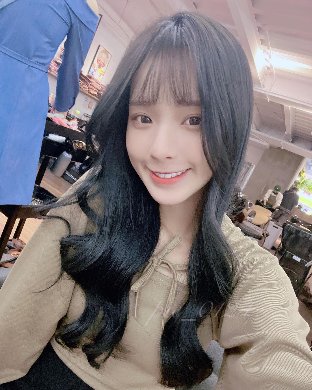 直播正妹「溫柔」解放惹火胴體 攻佔你的心-第1章-图片8