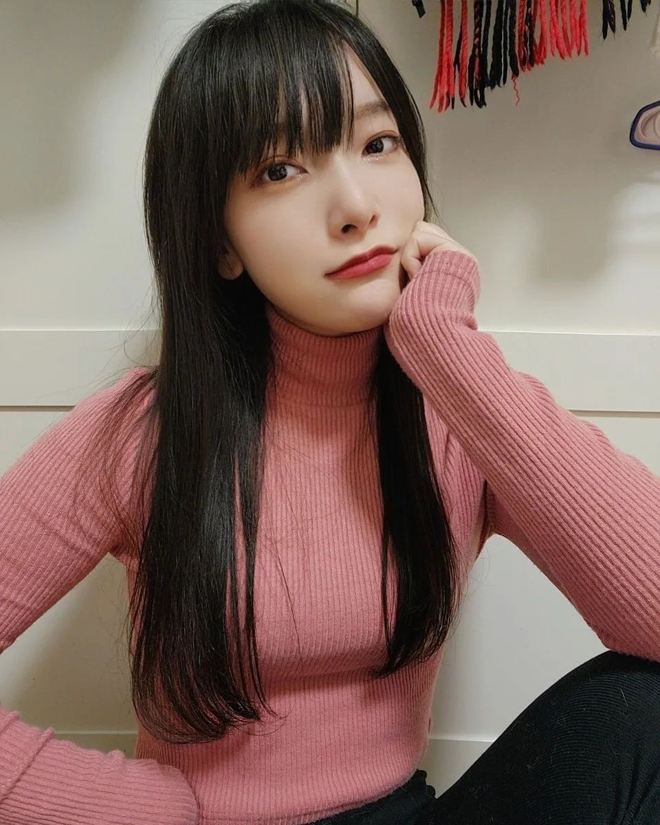 正妹「林芙芙」冷豔外型充滿吸引力 淺淺微笑迷倒眾人-第1章-图片10