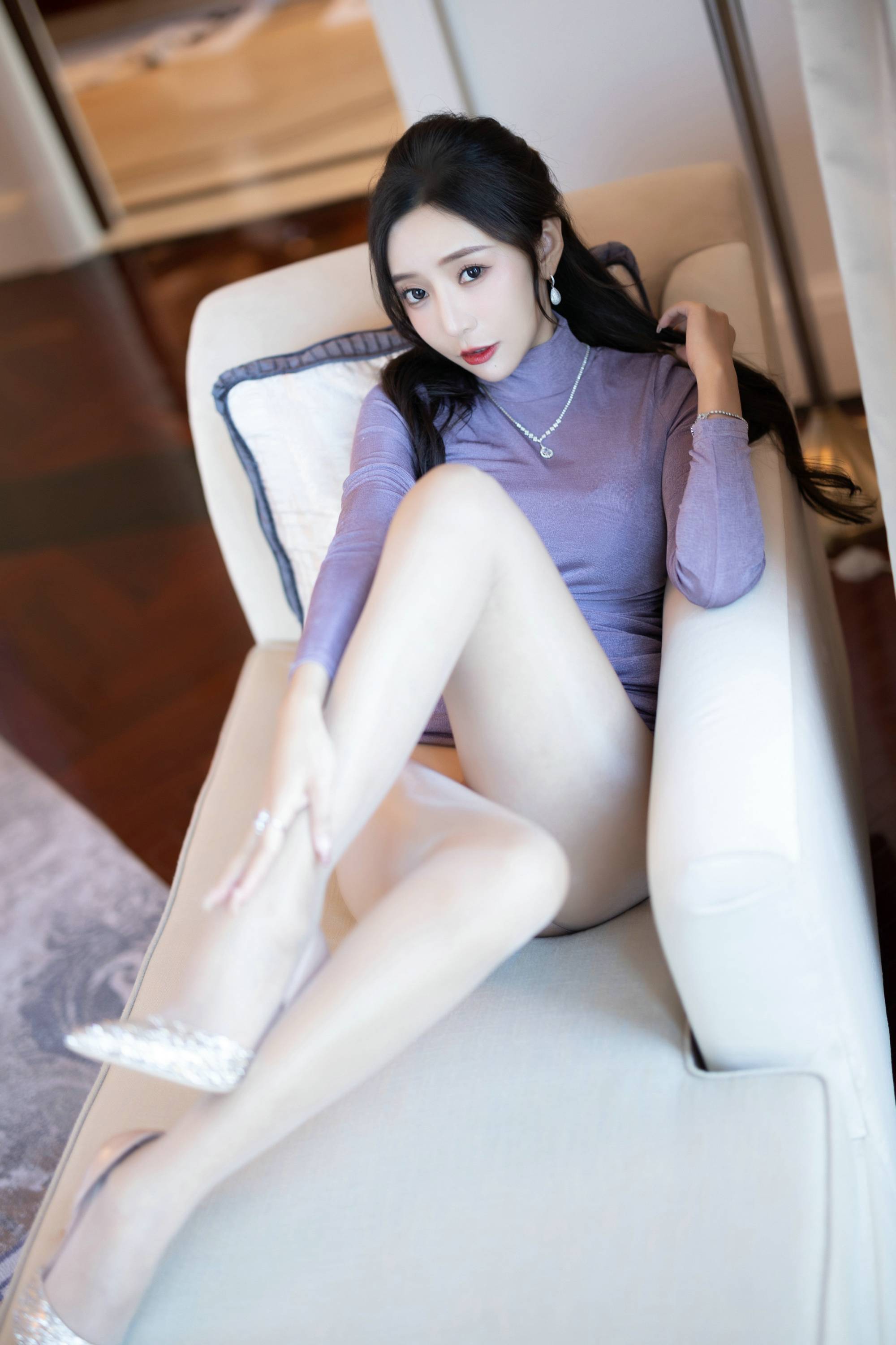 【網路收集系列】秀人美模 王馨瑤《 皮草紫色裙子 》【93P】-第1章-图片42