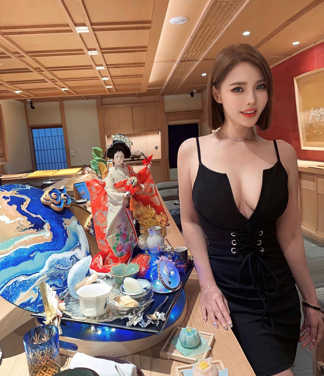 亞錦賽超正球迷胸前鈕扣激動噴飛「奶彈外露」真•大巨蛋-第1章-图片6