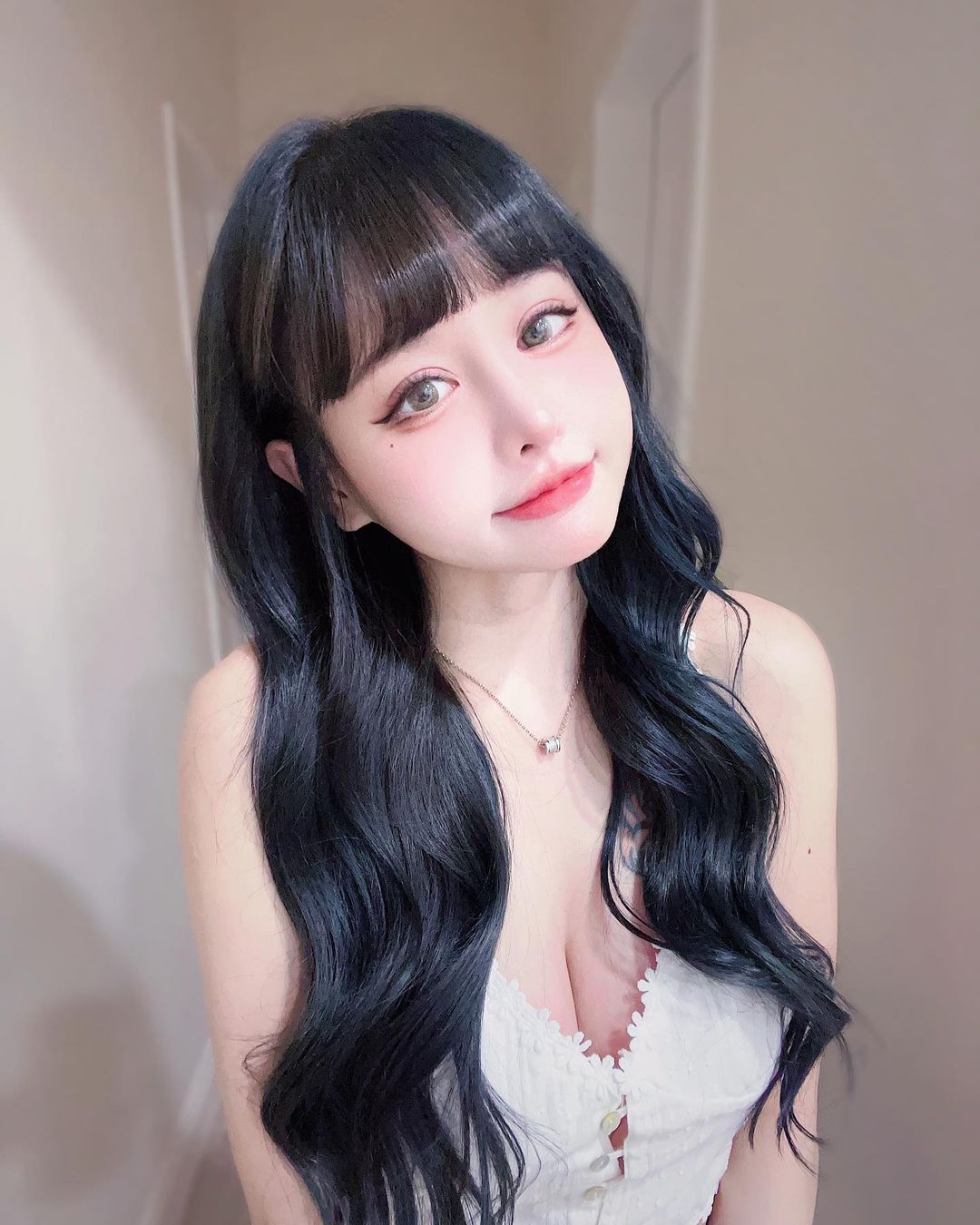 可愛實況主「王依渟」雪白兩粒搶盡鋒頭 全身上下太誘惑-第1章-图片6