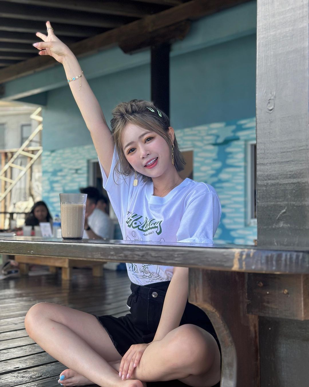 正妹「徐薇涵 海豚」笑容甜度破表 激美顏值令人讚嘆-第1章-图片10