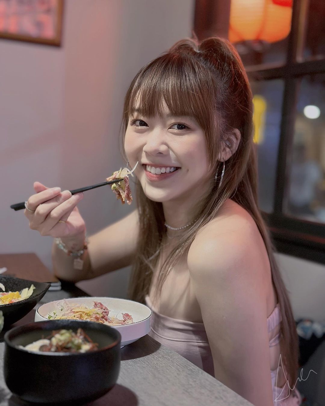 氣質萌妹「璐葳 Ava」迷人的笑容跟誘惑身姿一樣吸睛-第1章-图片7