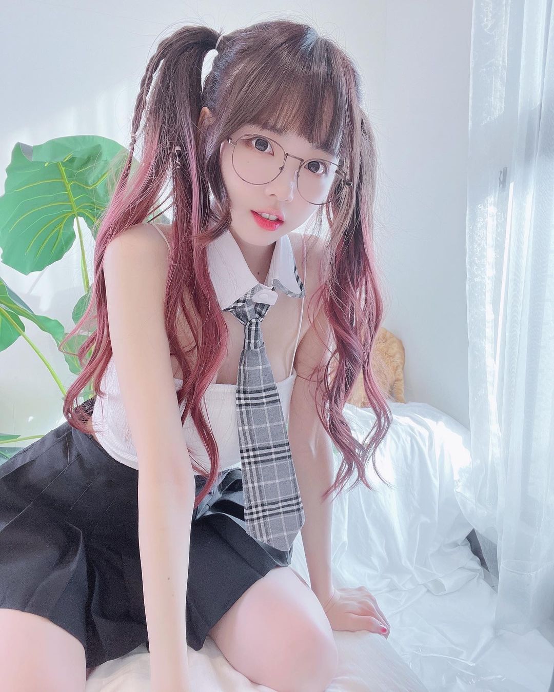 萌妹「趙兔兔」甜美臉蛋迷倒眾人！美乳視角超吸睛-第1章-图片6