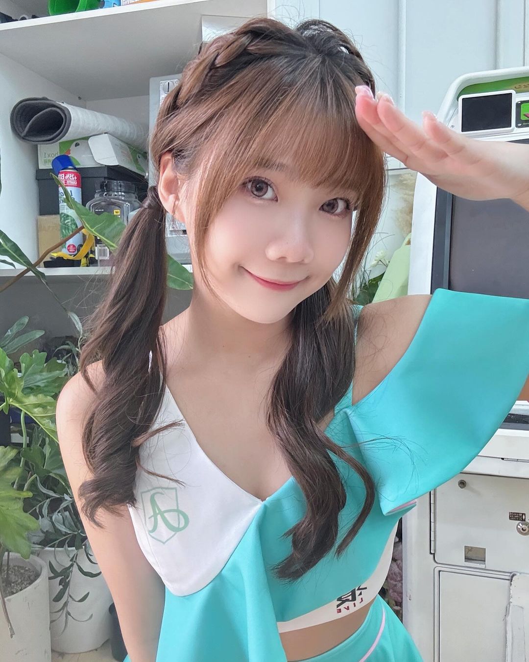 甜美萌妹「奶昔」胸前兩顆巨大圓乳量有夠猖狂 看了都受不了-第1章-图片3