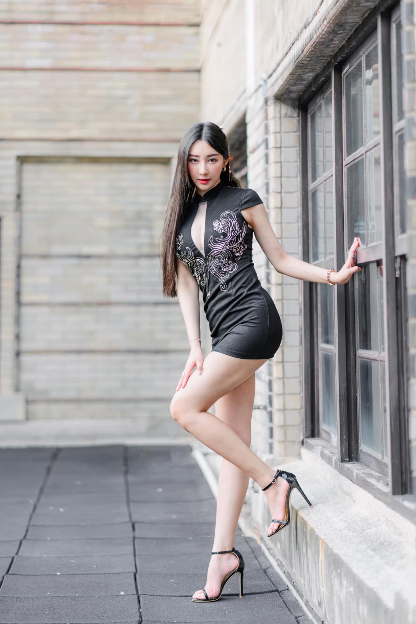 Internet collection of Taiwan's beautiful leg girl Wu Xiaohua's beauty model to write true (I)-第1章-图片11