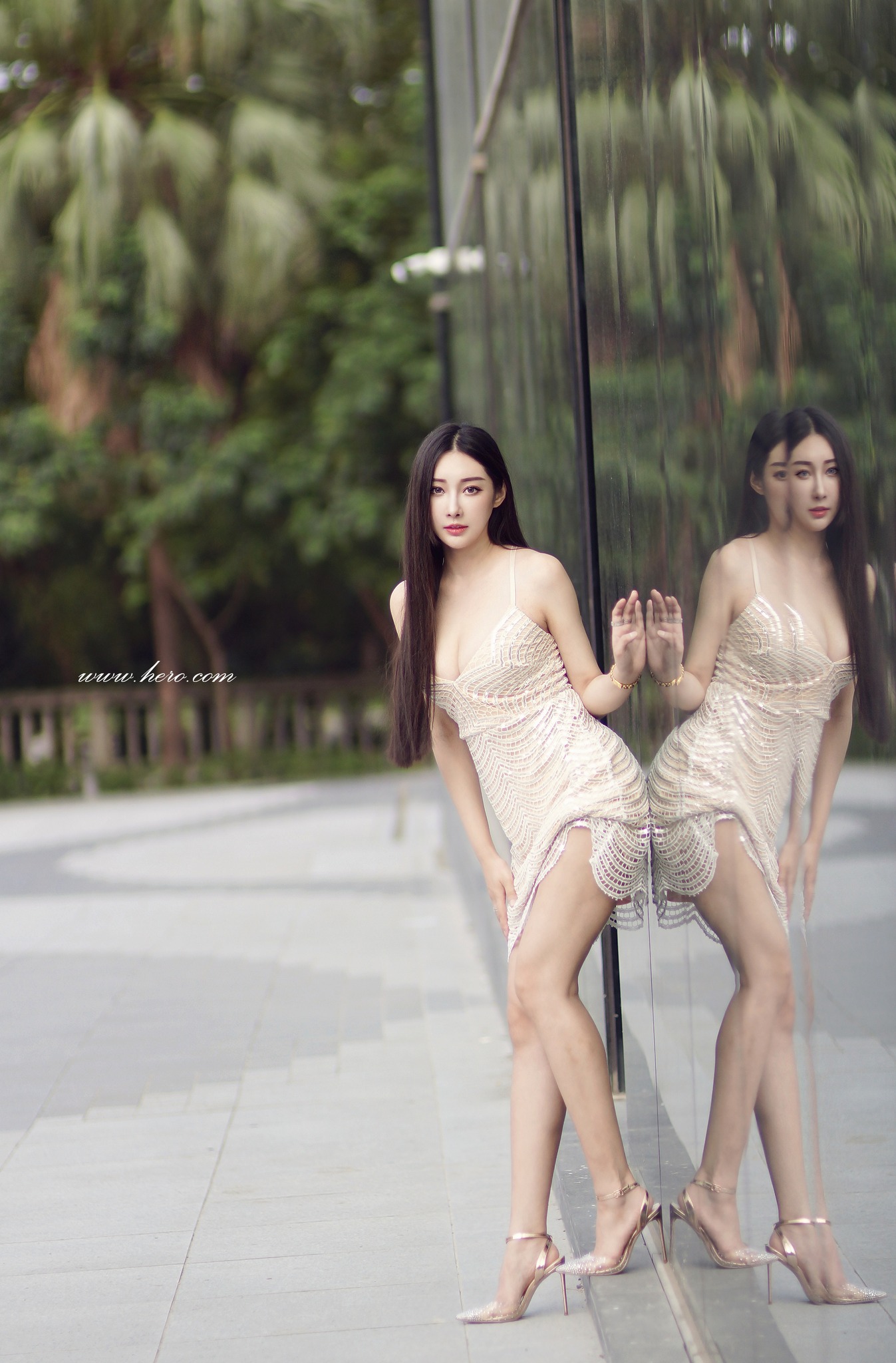 Internet collection of Taiwan's beautiful leg girl Wu Xiaohua's beauty model to write true (I)-第1章-图片42