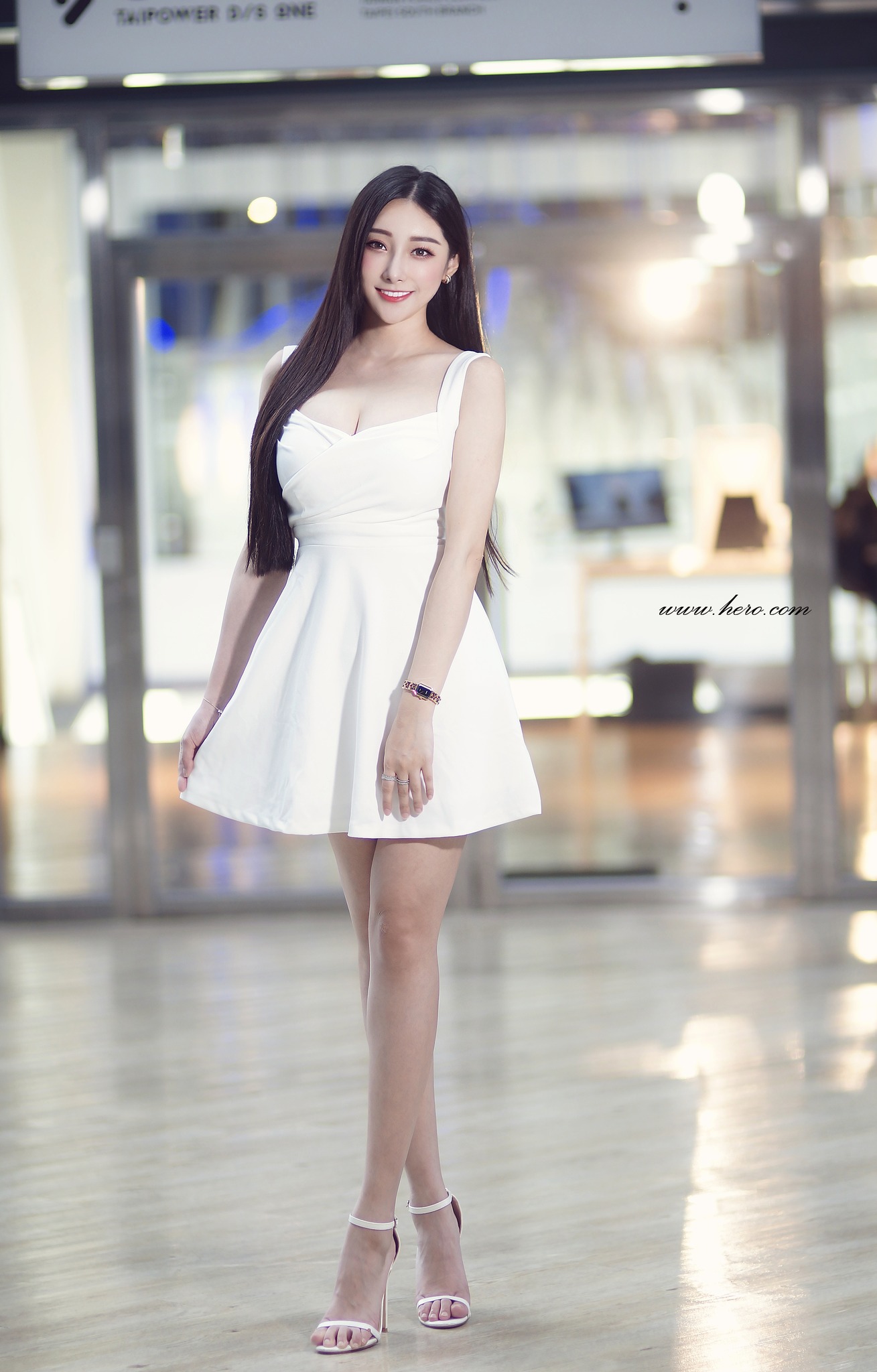Internet collection of Taiwan's beautiful leg girl Wu Xiaohua's beauty model to write true (I)-第1章-图片72