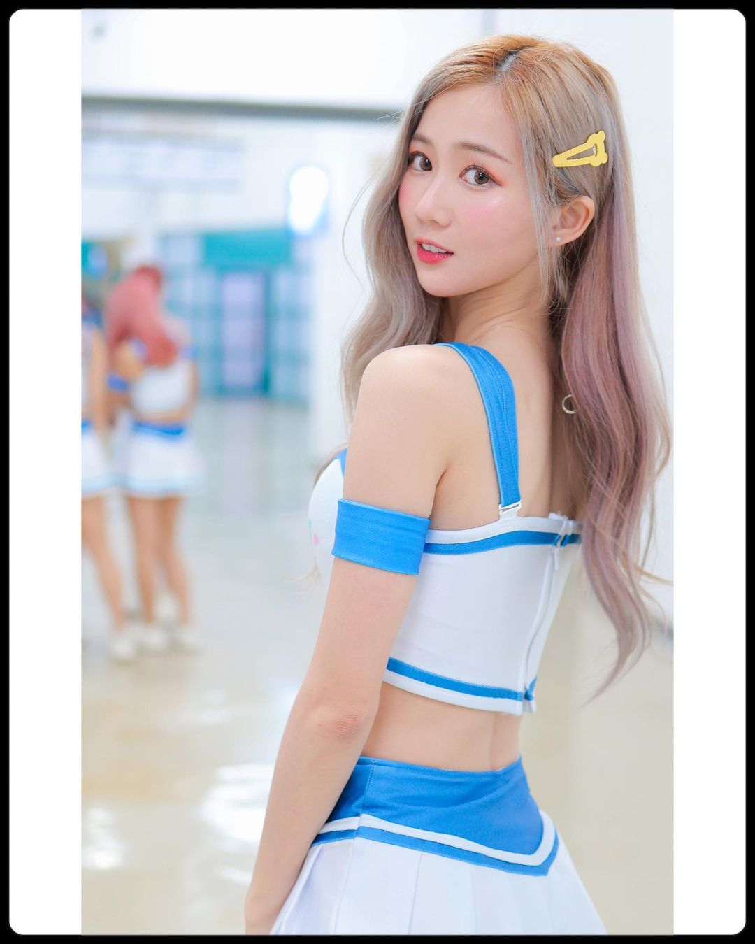 長腿正妹「秀秀子」飽滿胸前份量也不容忽視-第1章-图片8