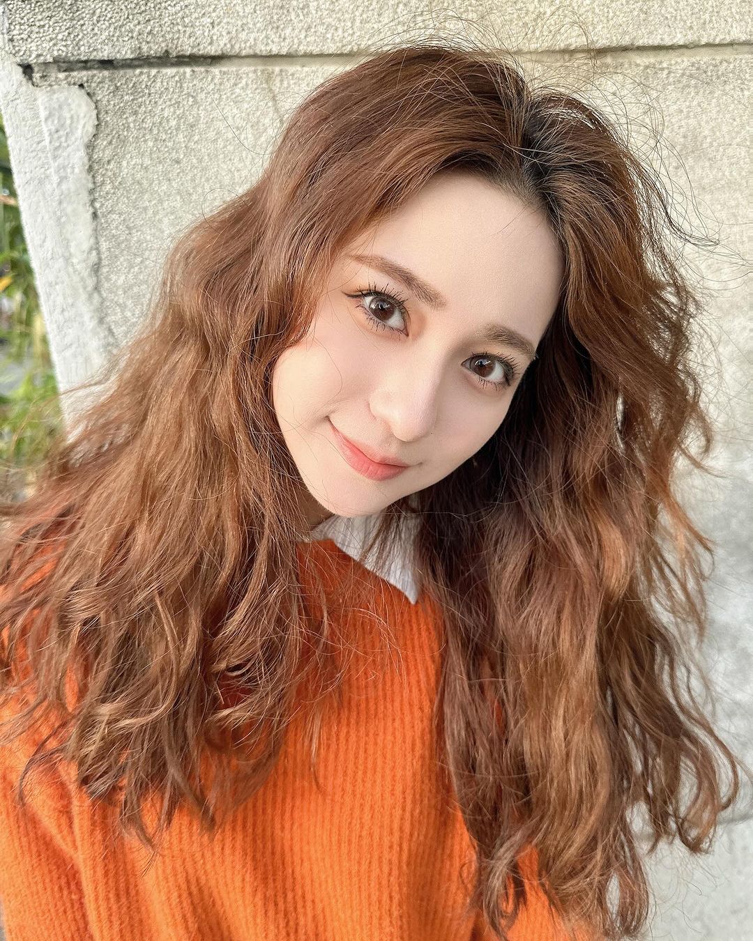 正妹「盧蓁 Lucy」性感曲線畢露 惹火深溝辣到蹦出-第1章-图片2