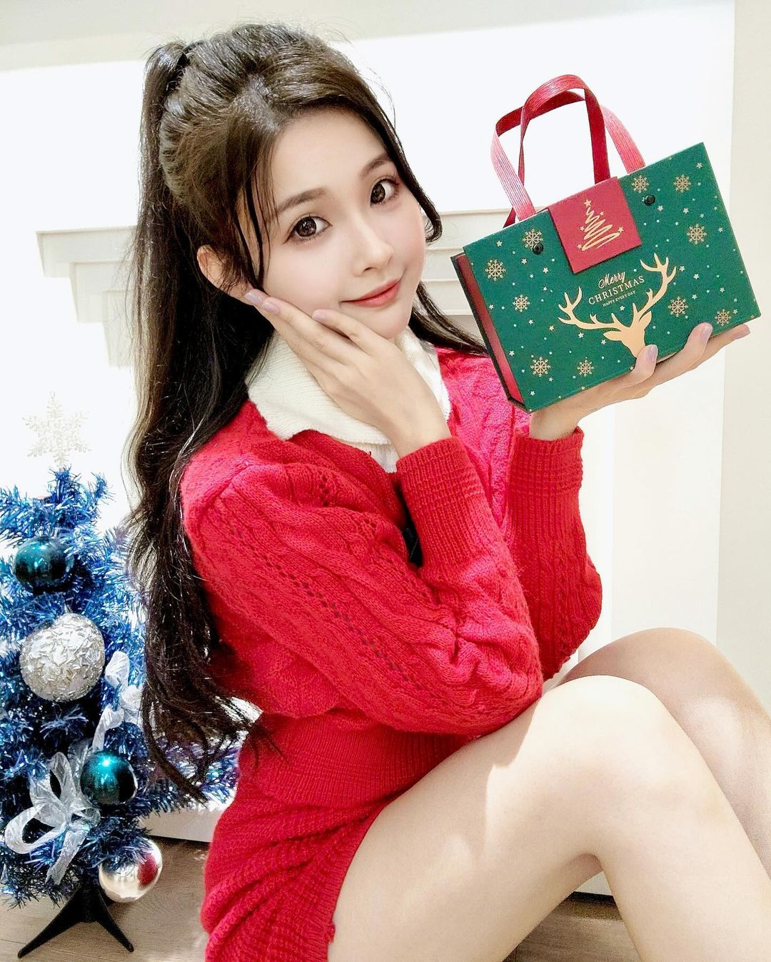 台印混血正妹「宓淩」白嫩美腿+笑容甜美讓人心動-第1章-图片1