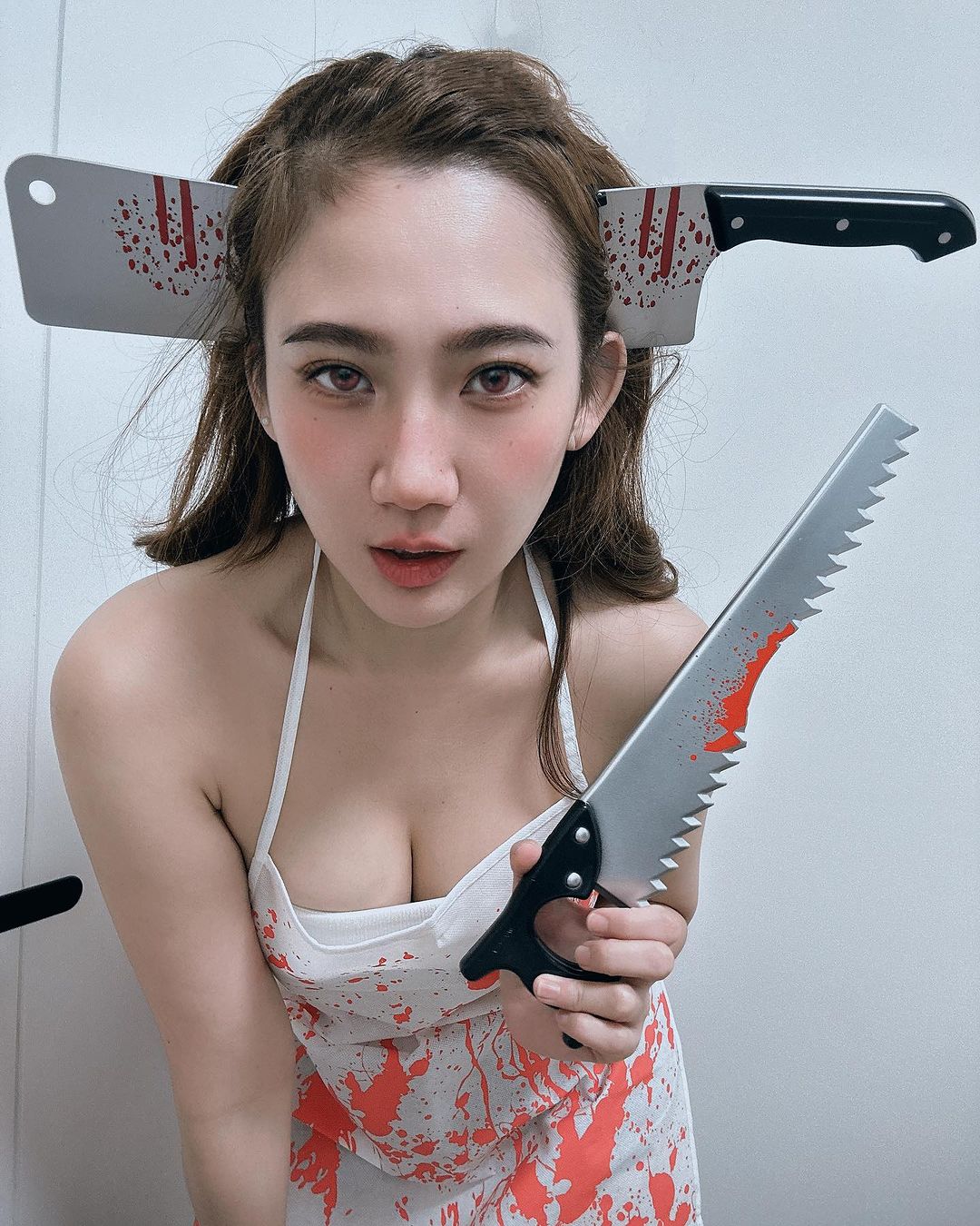 成熟御姊「凱莉絲」渾圓美乳露出畫面太兇猛-第1章-图片4