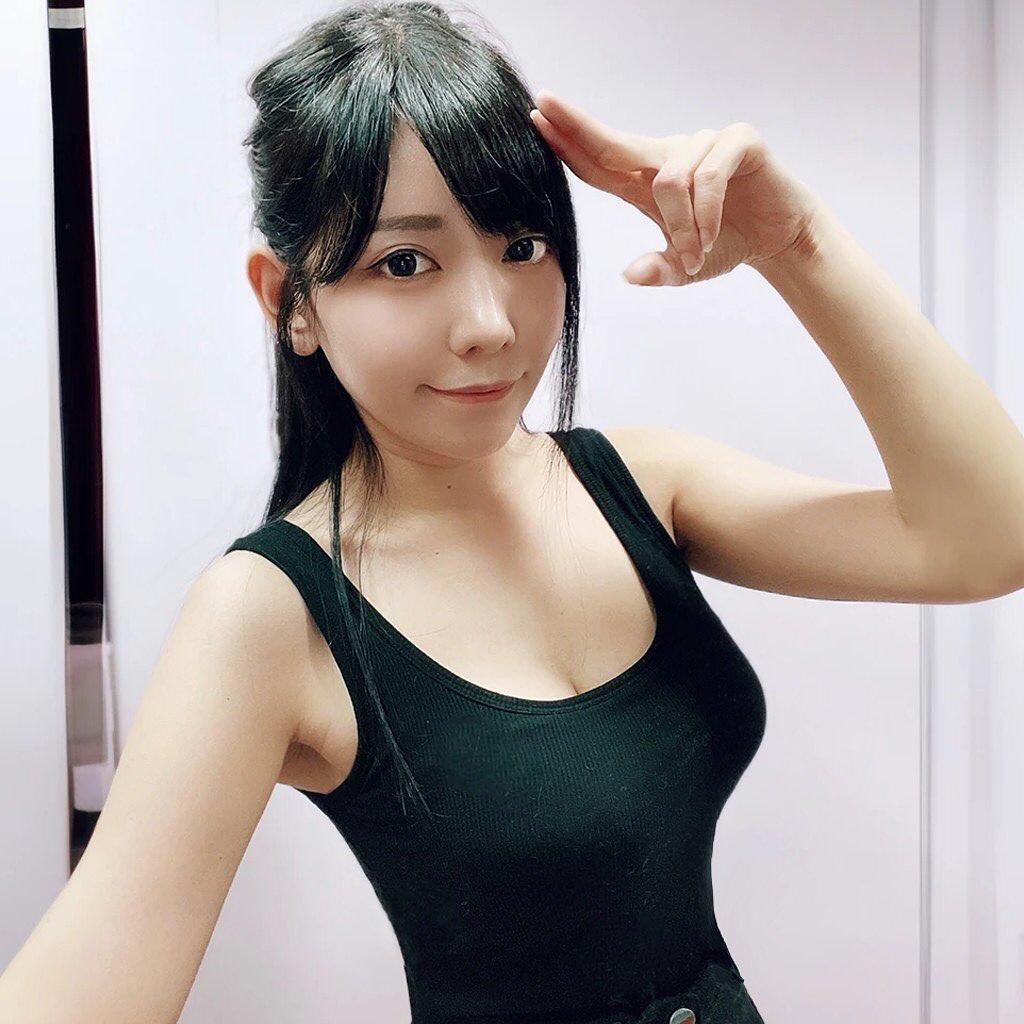 實況正妹「Tsuki月希」招牌笑容好甜 各種惹火奶美照誰受得了-第1章-图片6