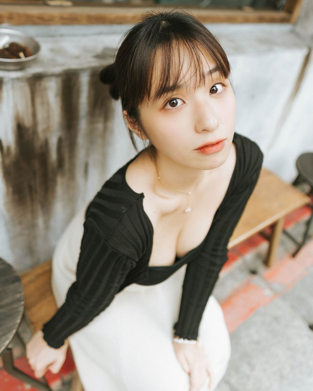 火辣網紅「蘋蘋澎澎」濃厚奶溝深又長 乳彈威力強大擋不住-第1章-图片2