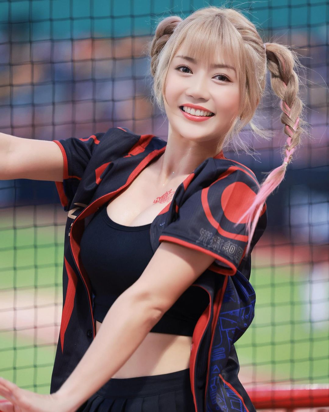 “Stars” great show hot sight! body has a soft double peak-第1章-图片4