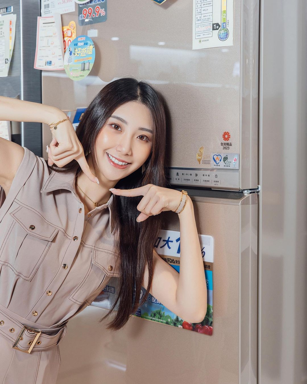 長腿辣妹網紅「wendy璇璇」比基尼心機高衩身材有夠兇-第1章-图片5