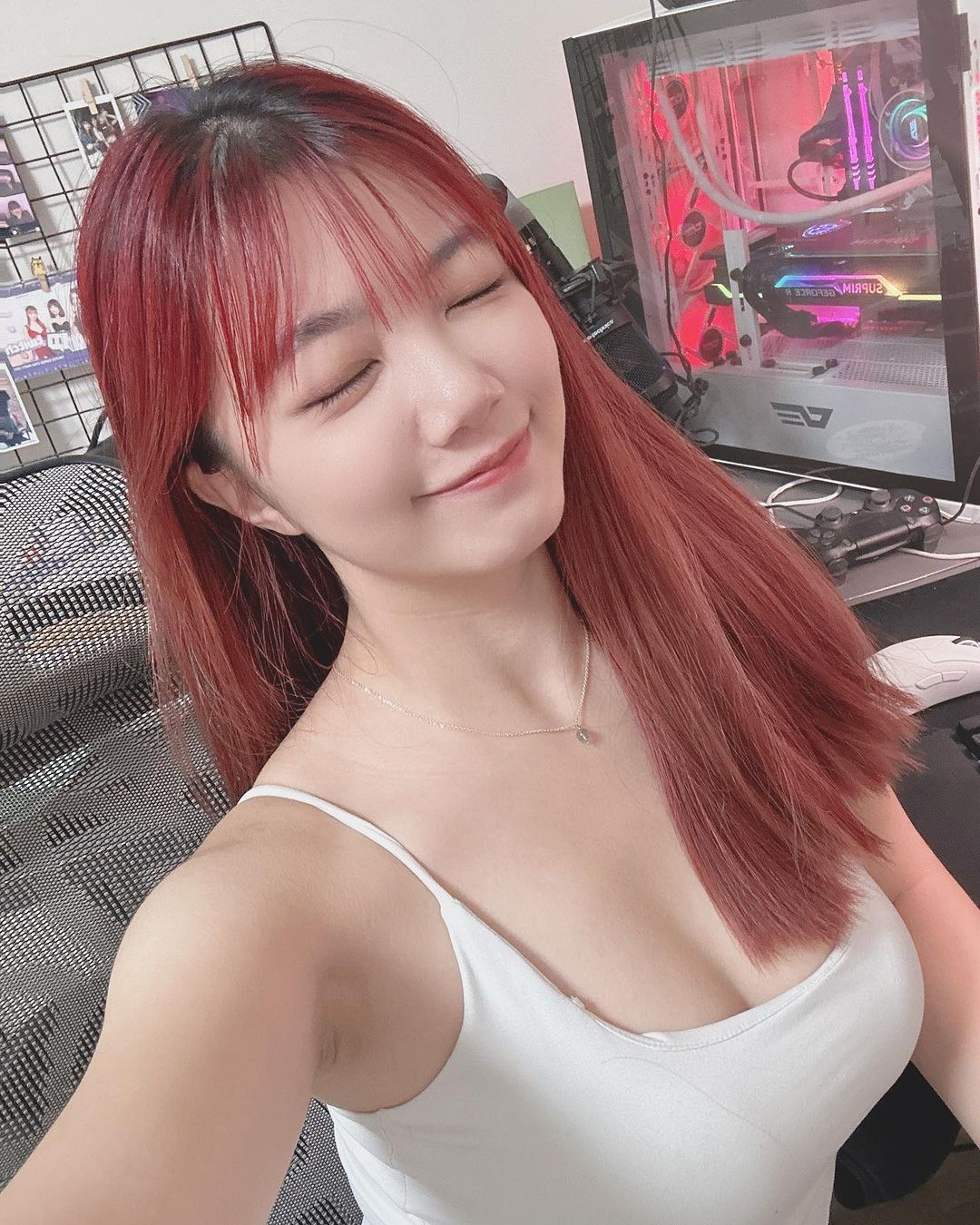 冷豔美女「珈琳」美胸長腿優質身材畫面好養眼 讓人看得欲罷不能-第1章-图片3