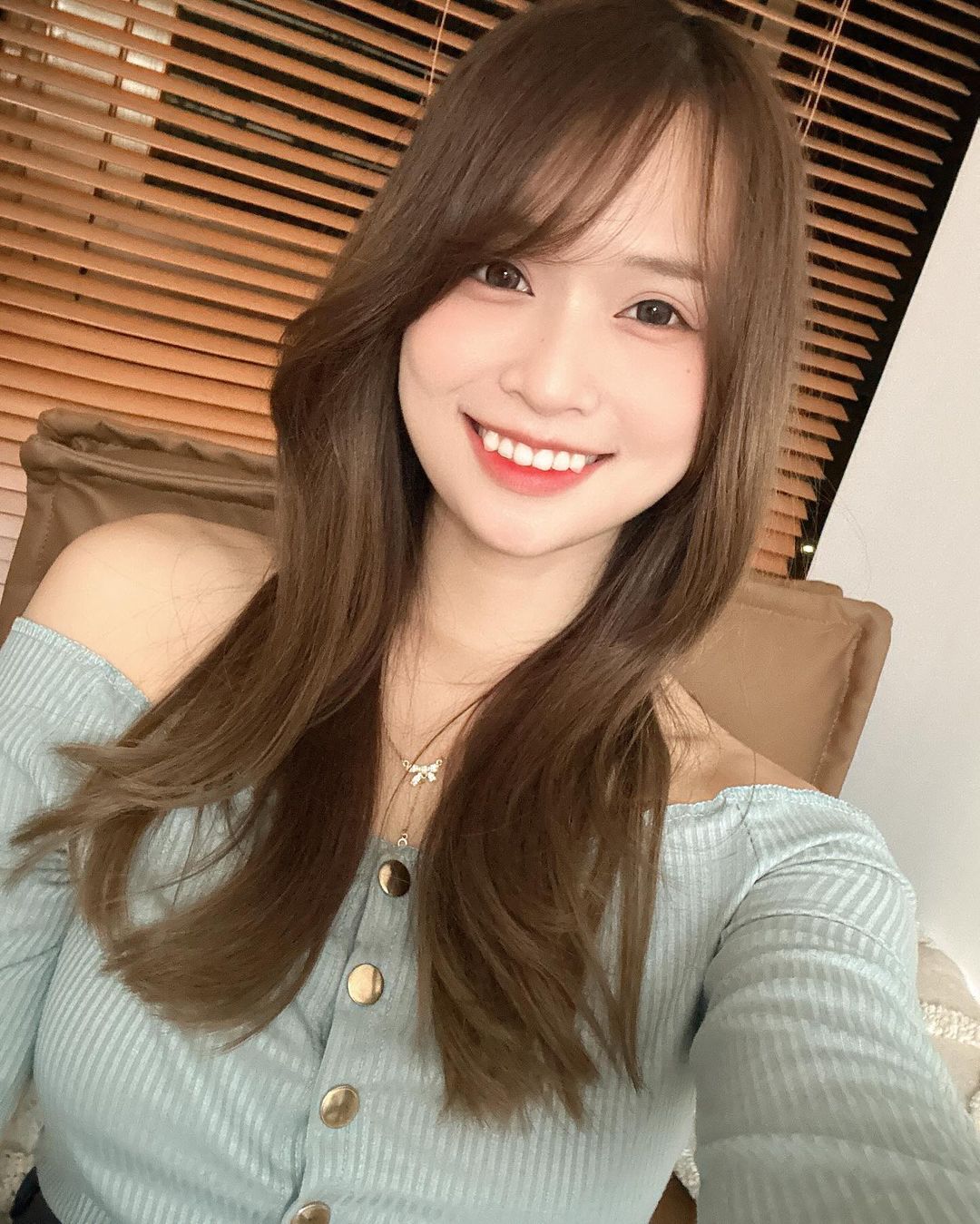 「牛牛妹」甜美外型讓人好迷戀 身材猛到包不住-第1章-图片4