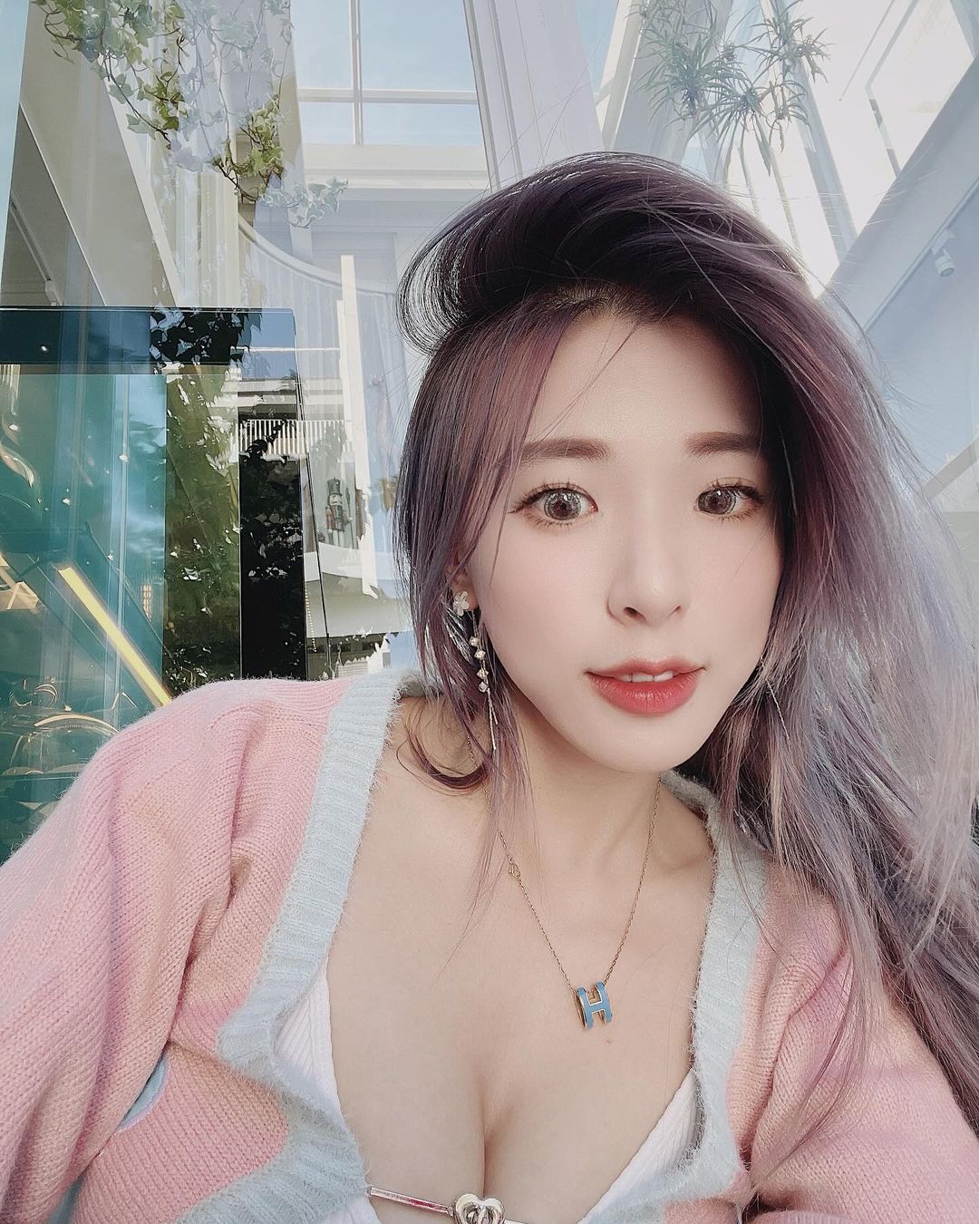 美尻妹「趙倍兒」IG美照乳香四溢 展現高聳乳峰-第1章-图片5