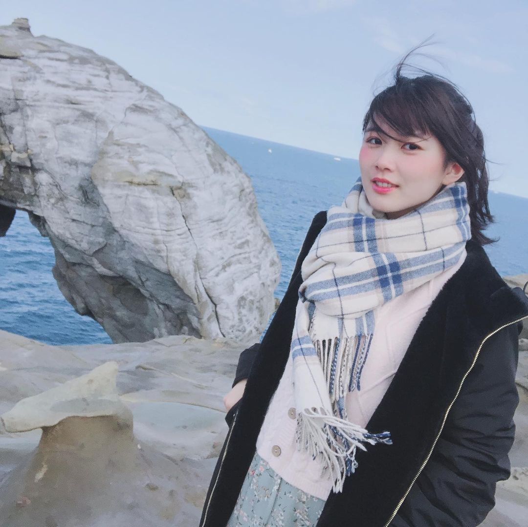 正妹主播「傅詩涵」迷人笑容+好身材若隱若現-第1章-图片2