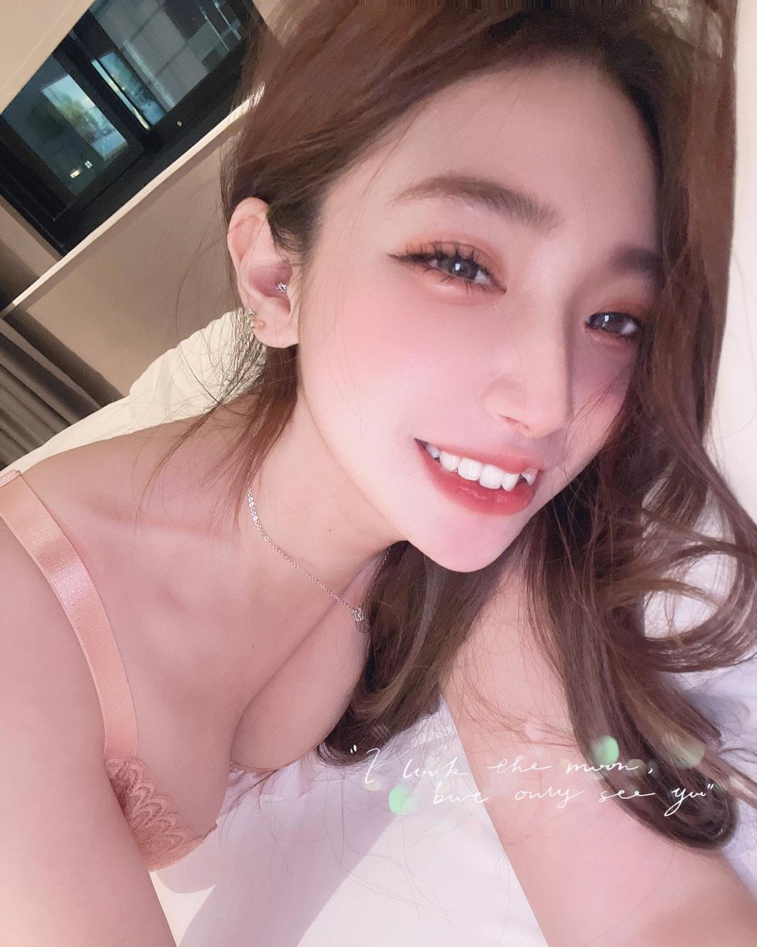 冷豔正妹「優格」極致誘惑的外型迷惑全場-第1章-图片9