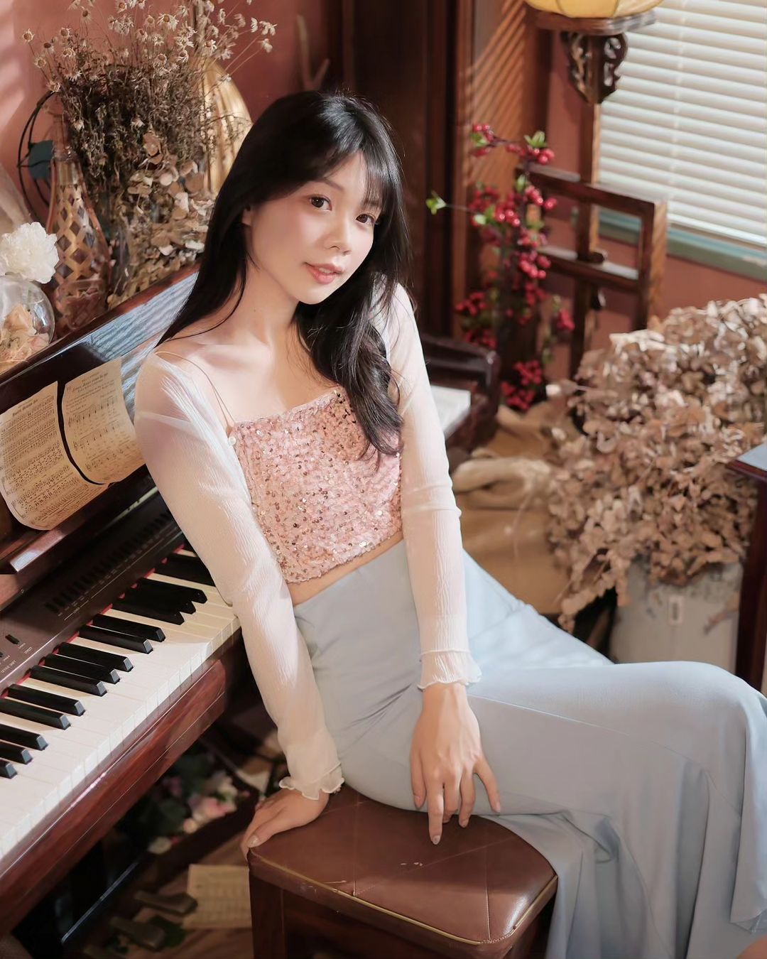 正「芊聿」火辣S曲線....療癒笑容讓人胃口大開-第1章-图片7