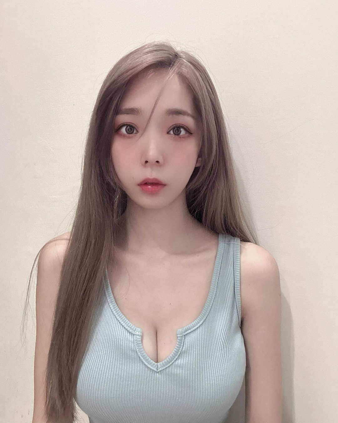 氣質美模「千緒Tracy」姣好身材包不住！可口長腿超誘人-第1章-图片10