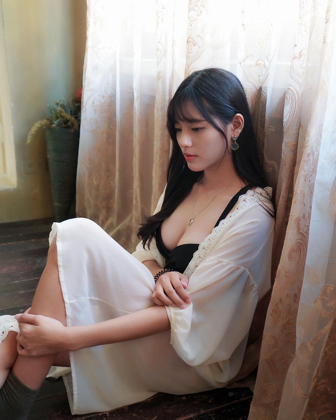 清新正妹「Yun」絕美神顏搭配若隱若現的身材 太引人遐想-第1章-图片10