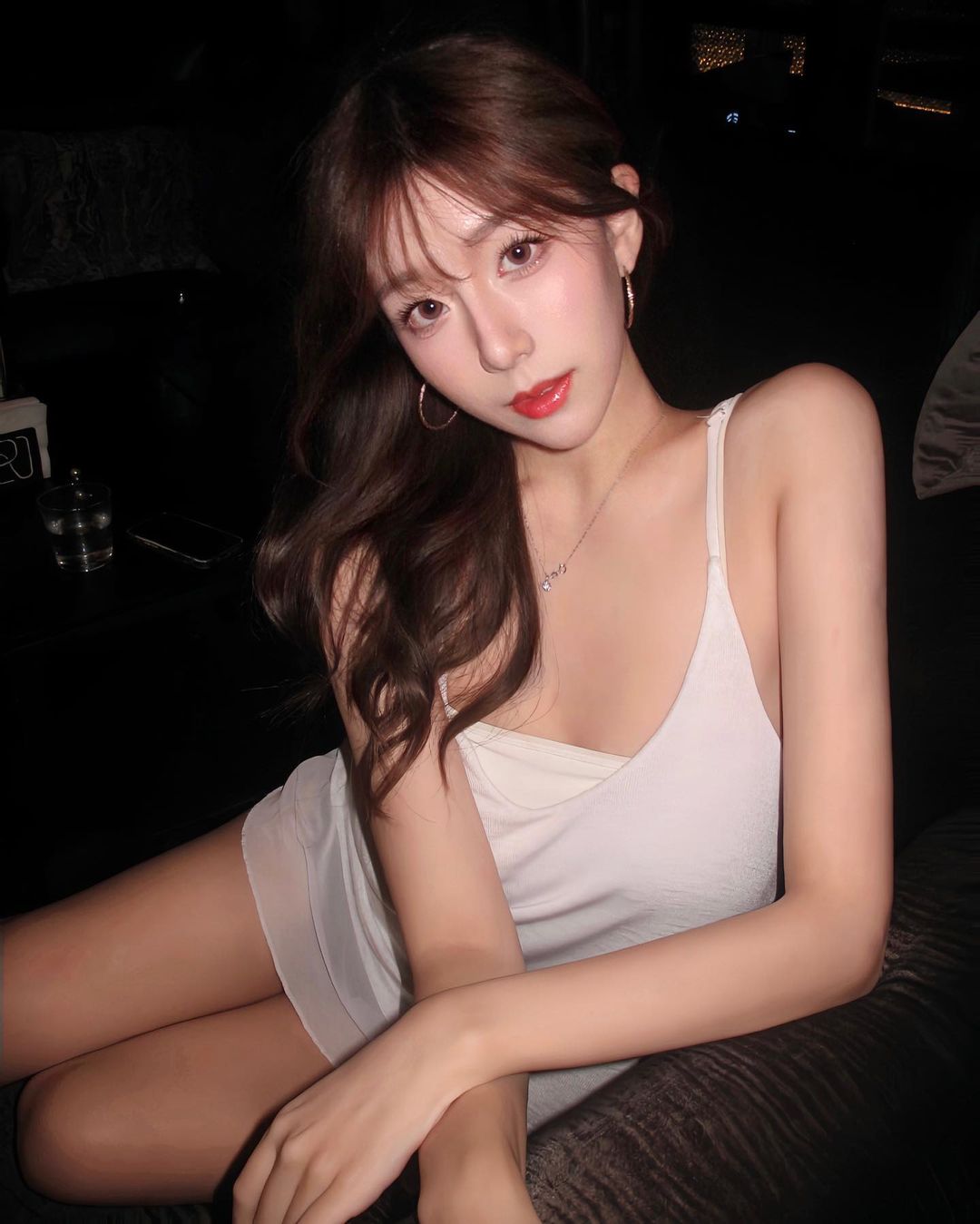 極品嫩妹「李昌昀」有著極品傲人美胸 養眼畫面沒有極限-第1章-图片2