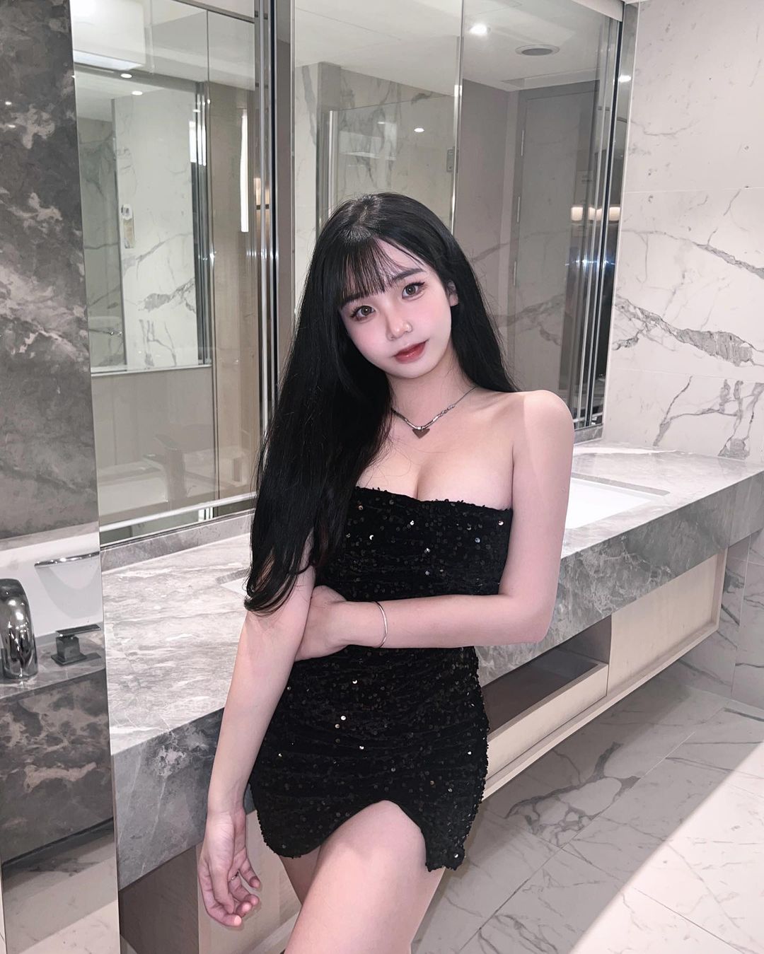 萌甜女孩「YuYu」清新氣質擄獲全場芳心 外型讓人把持不住-第1章-图片8