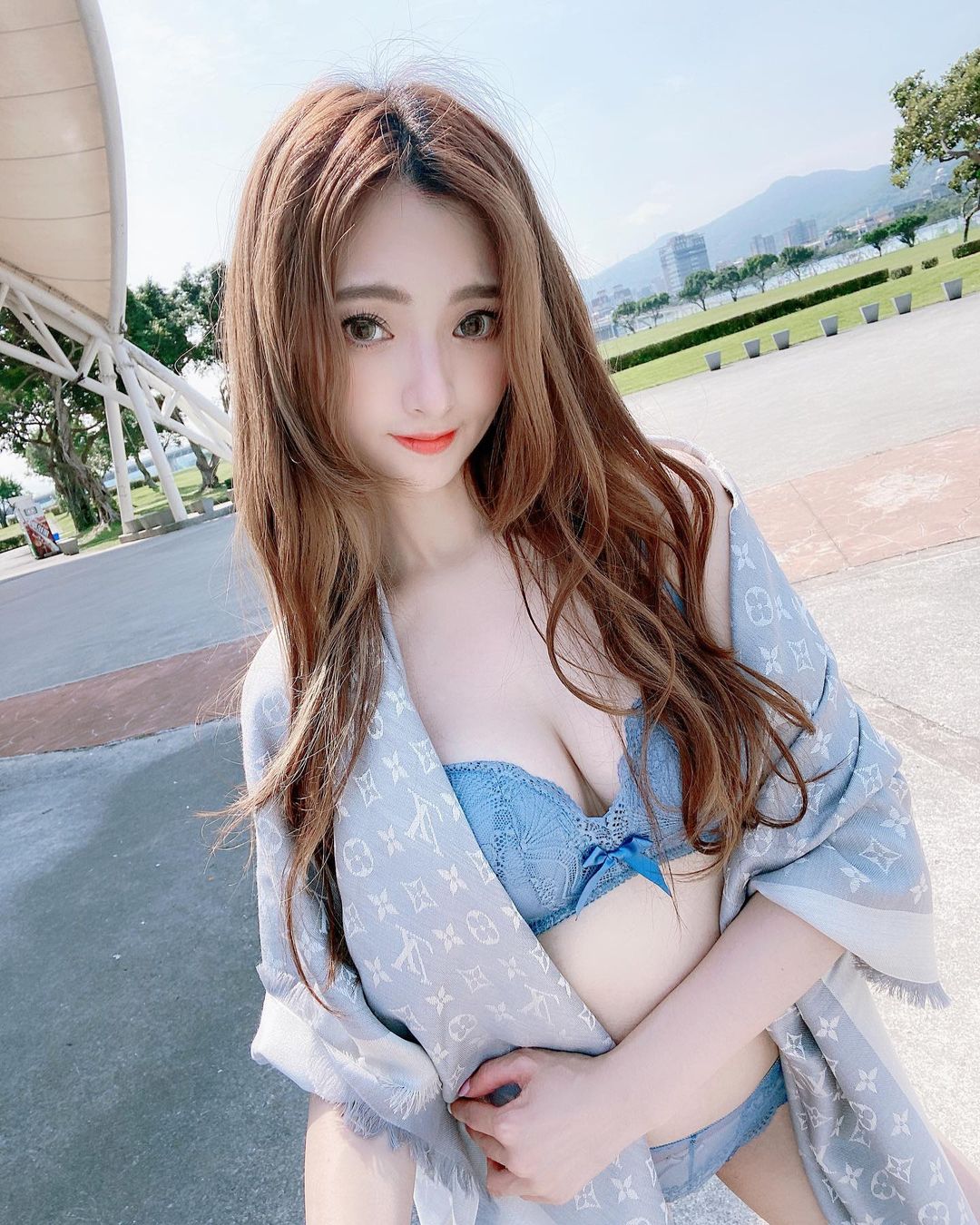 氣質網美「心玥Artemis」深溝露出太犯規 那乳量好兇悍-第1章-图片1