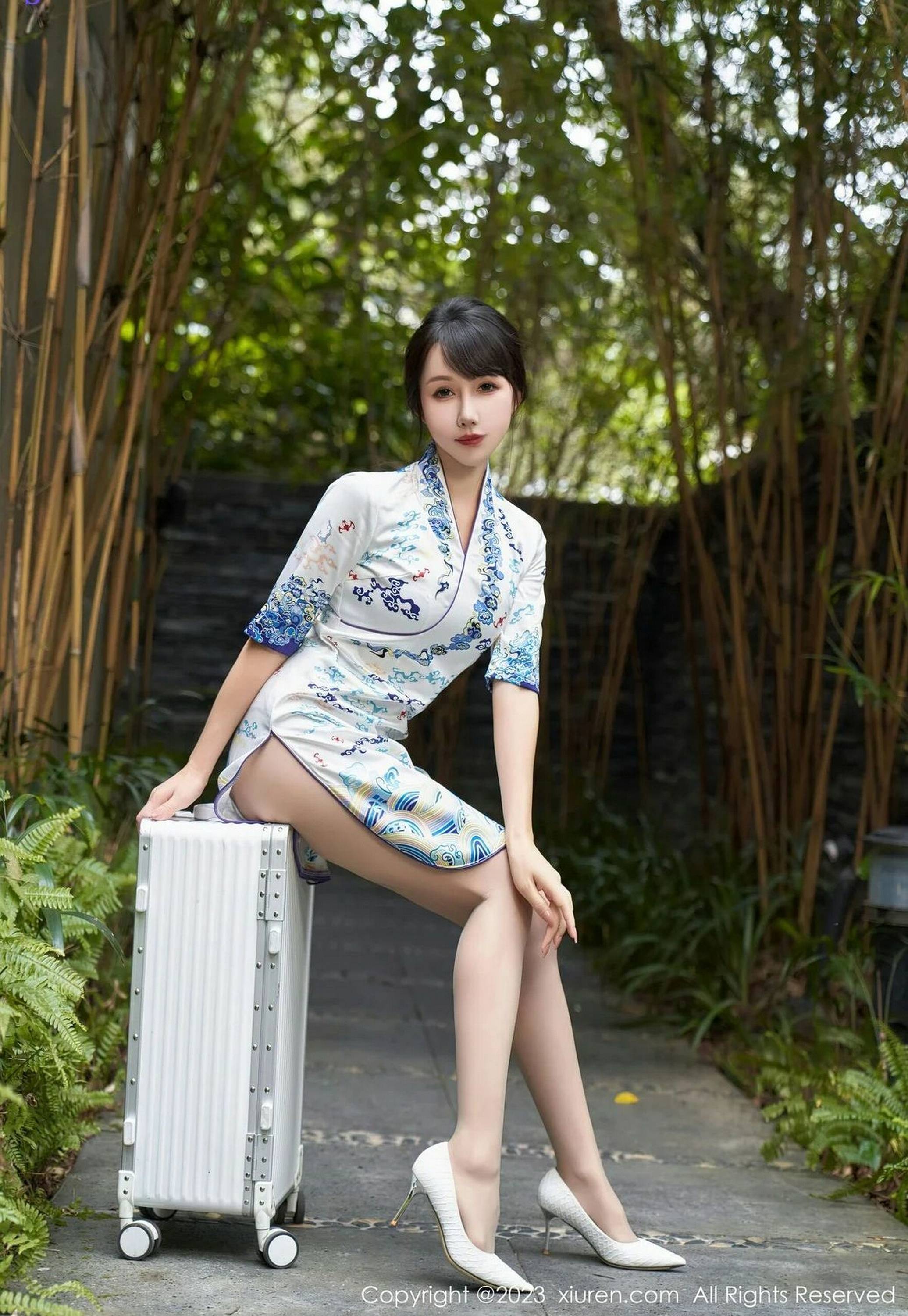 【Xiuren秀人系列】2023.12.13 No.7804 波巧醬 完整版無水印寫真【72P】-第1章-图片15