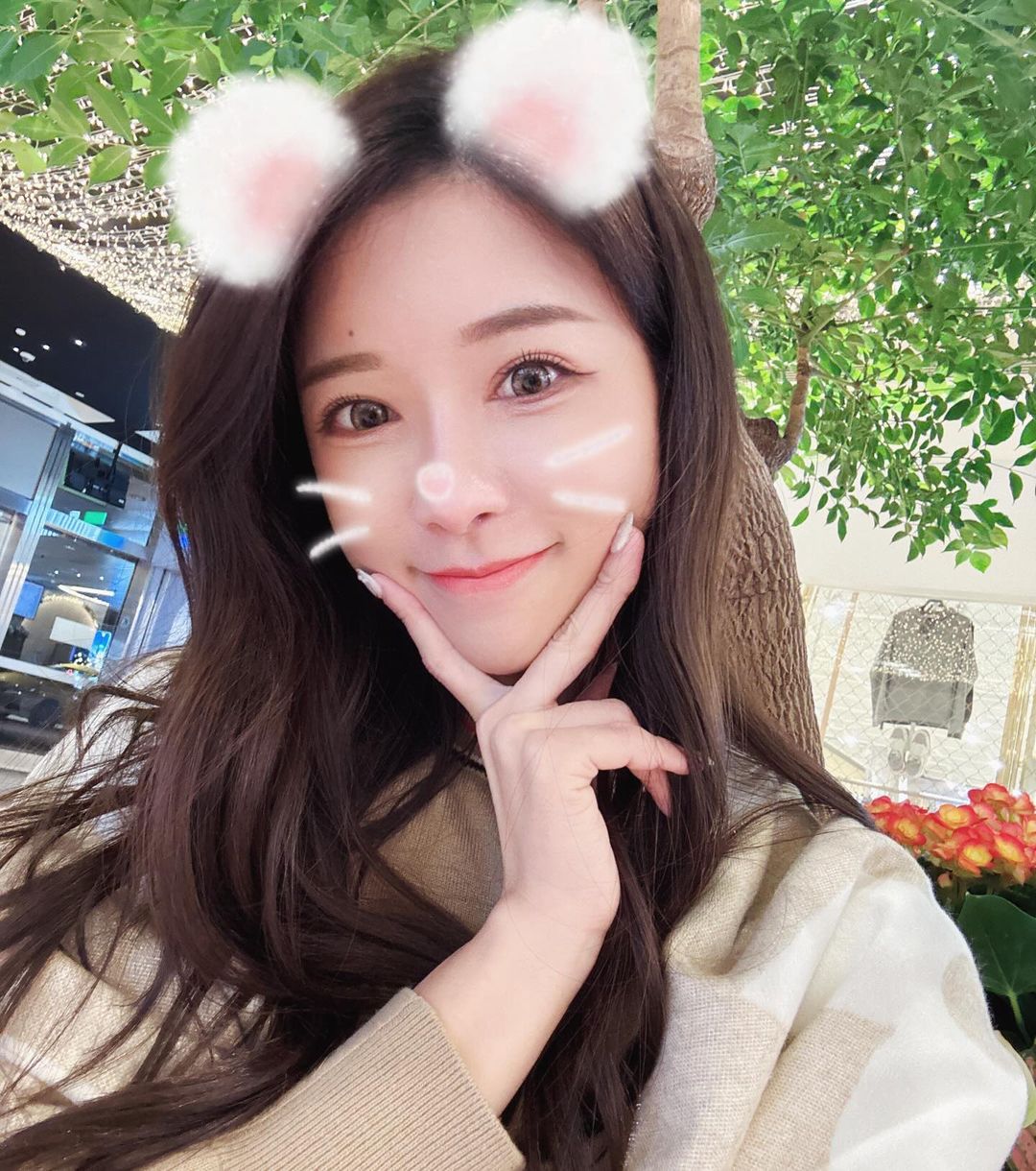 極品正妹「杜衫杉」白嫩肉體越看越上火 透嫩到讓人瘋狂-第1章-图片1