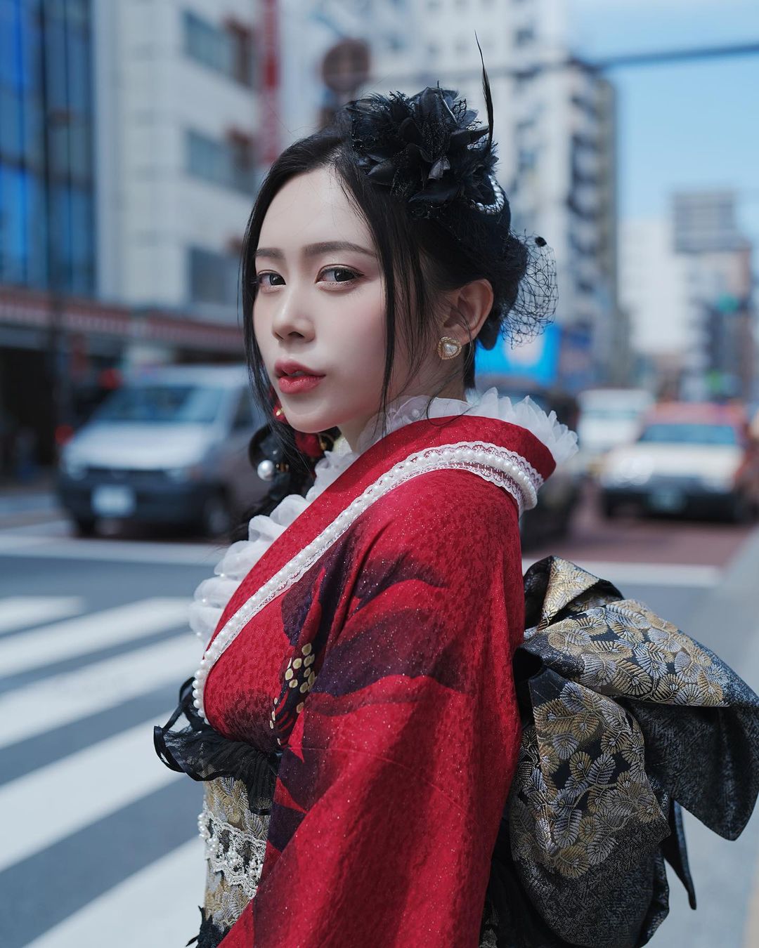 小魔女「寧寧」突破尺度渾圓美乳溢出...讓人暈暈的-第1章-图片8