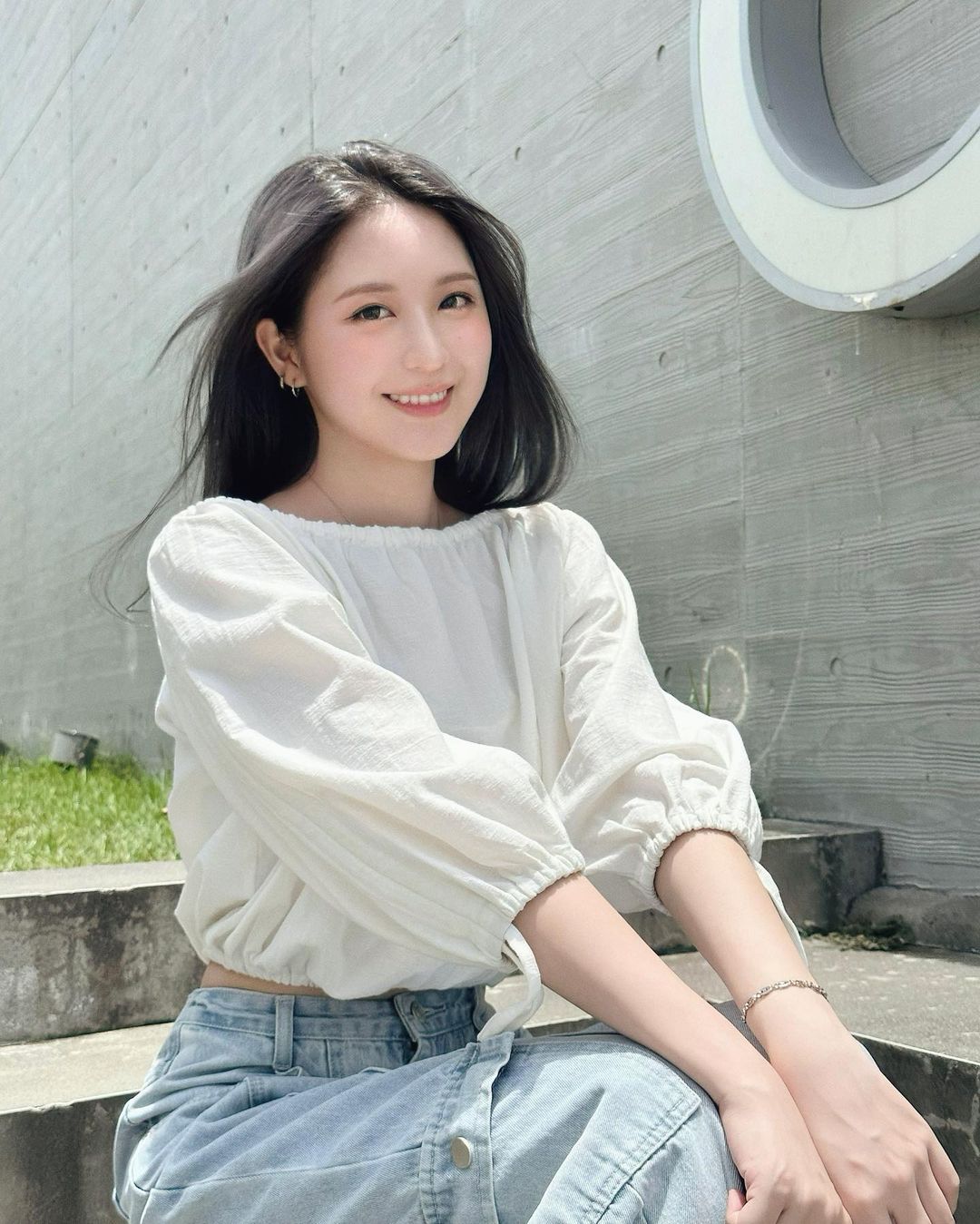 「芋泥Oni」氣質滿分...迷人電眼真的讓人無法忽視-第1章-图片1