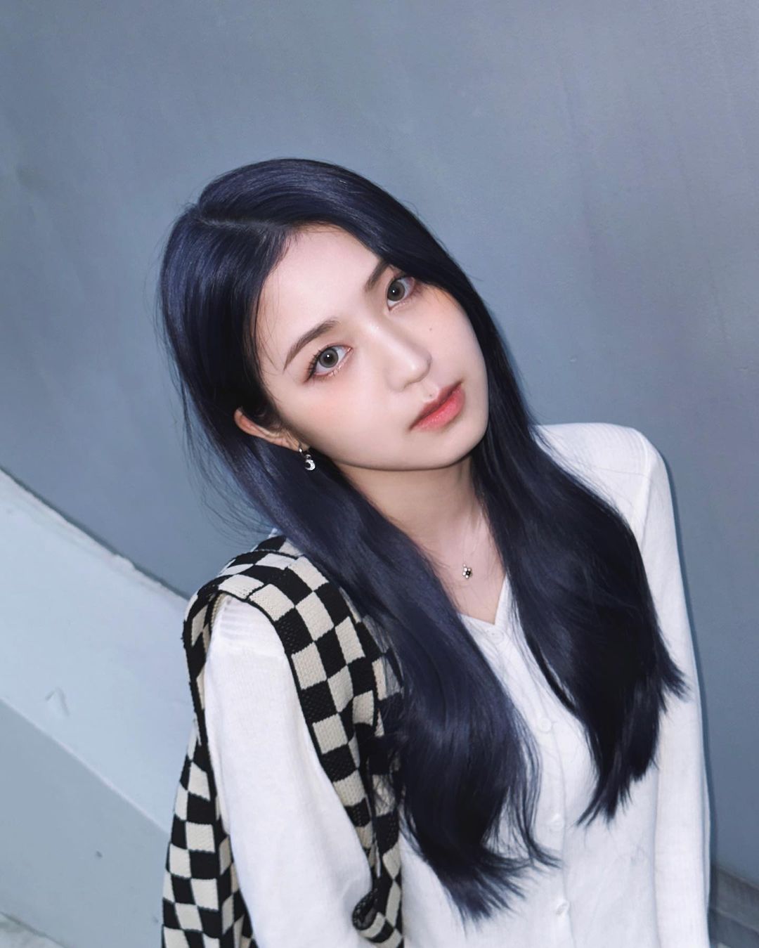 「芋泥Oni」氣質滿分...迷人電眼真的讓人無法忽視-第1章-图片4