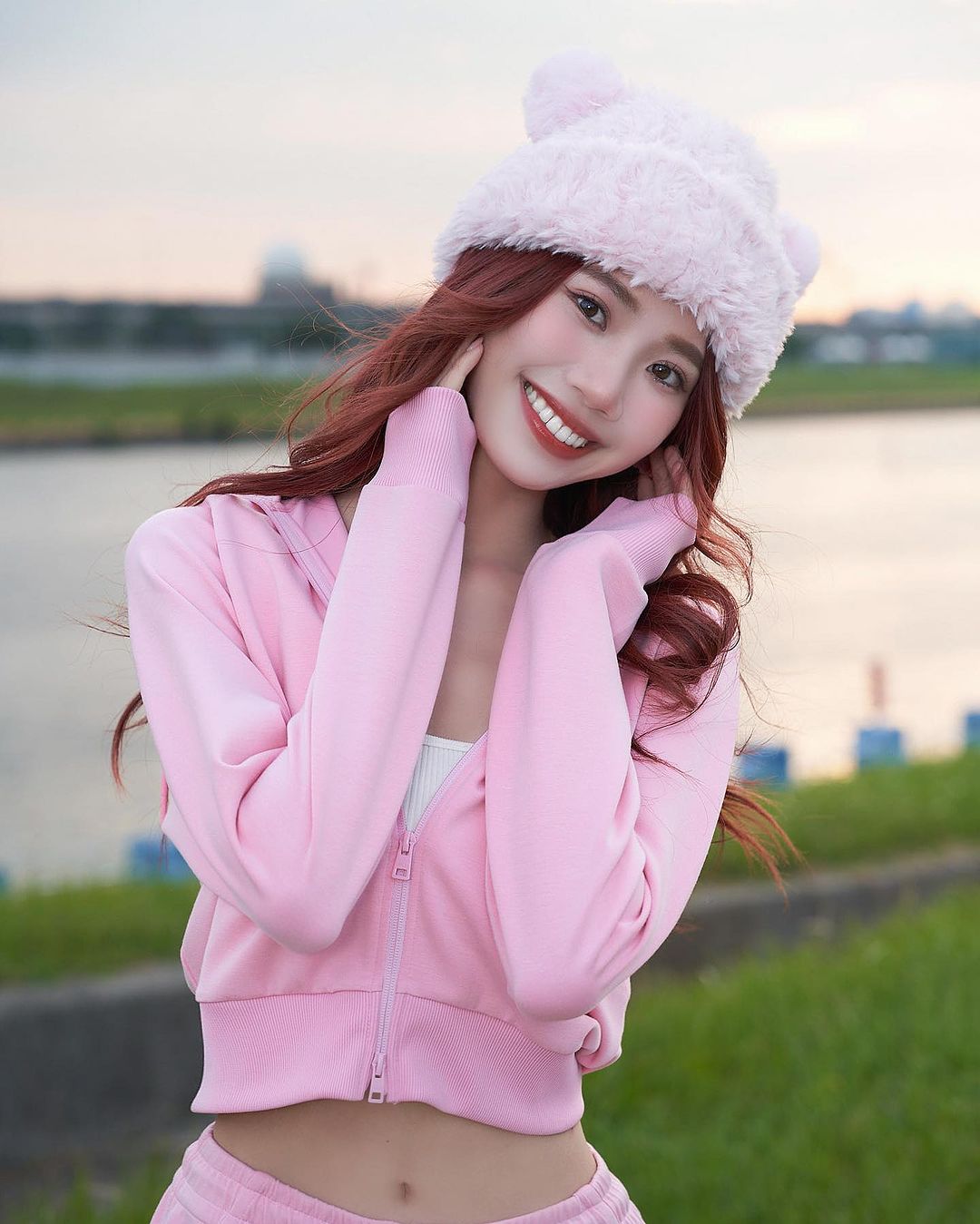 性感女孩「夏芝Vian」乳香十足飽滿美乳快溢出-第1章-图片4