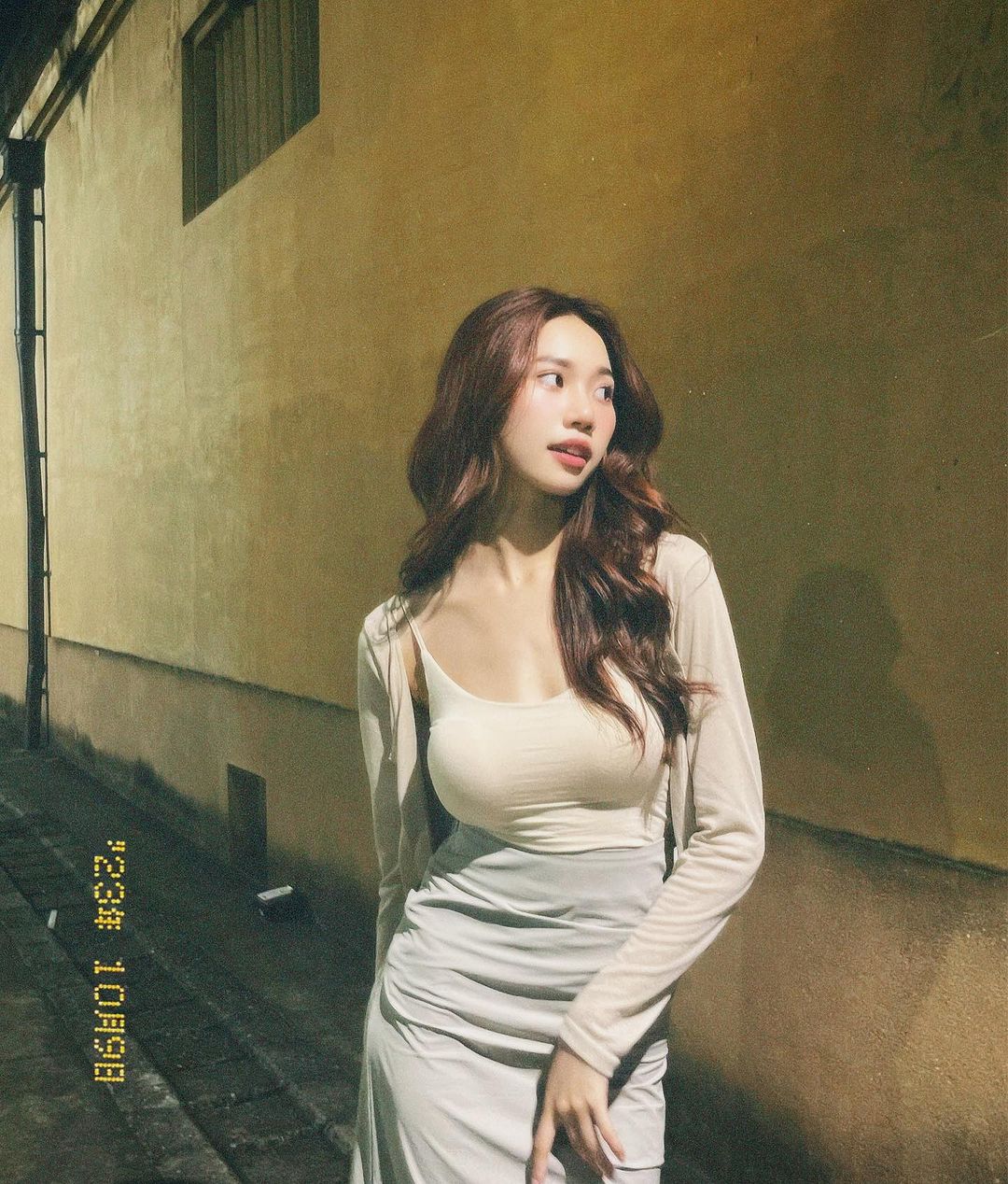 性感女孩「夏芝Vian」乳香十足飽滿美乳快溢出-第1章-图片7