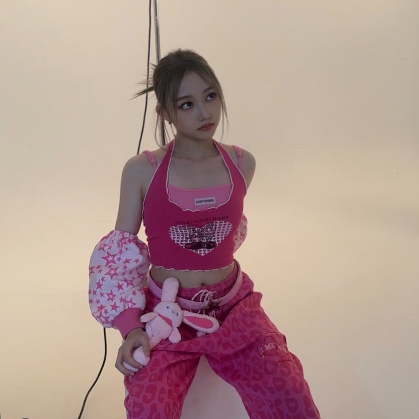 氣質美少女「栩栩」甜笑好迷人 清新彷彿非世間所有-第1章-图片9