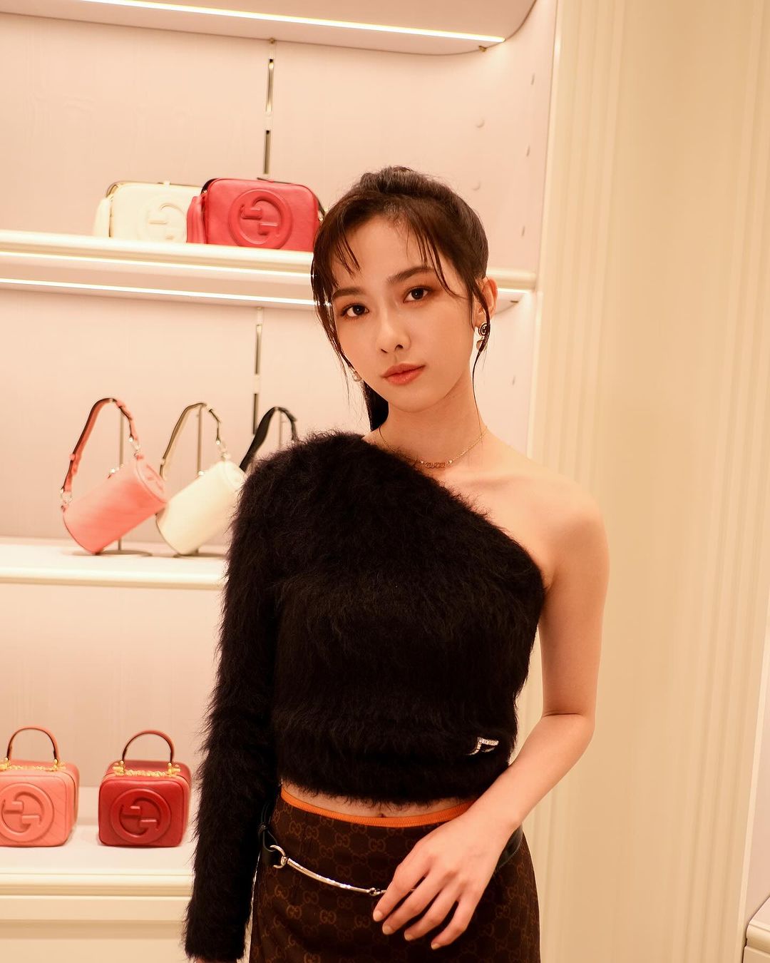 零死角正妹「何思靜」臉蛋萌甜可愛 療癒笑容融化大家的心-第1章-图片4