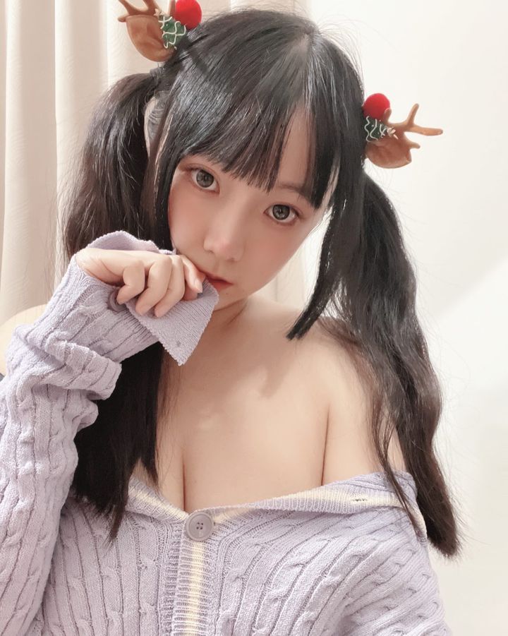 美乳女神「徐柑仔」大露事業線讓人鼻血狂流-第1章-图片4