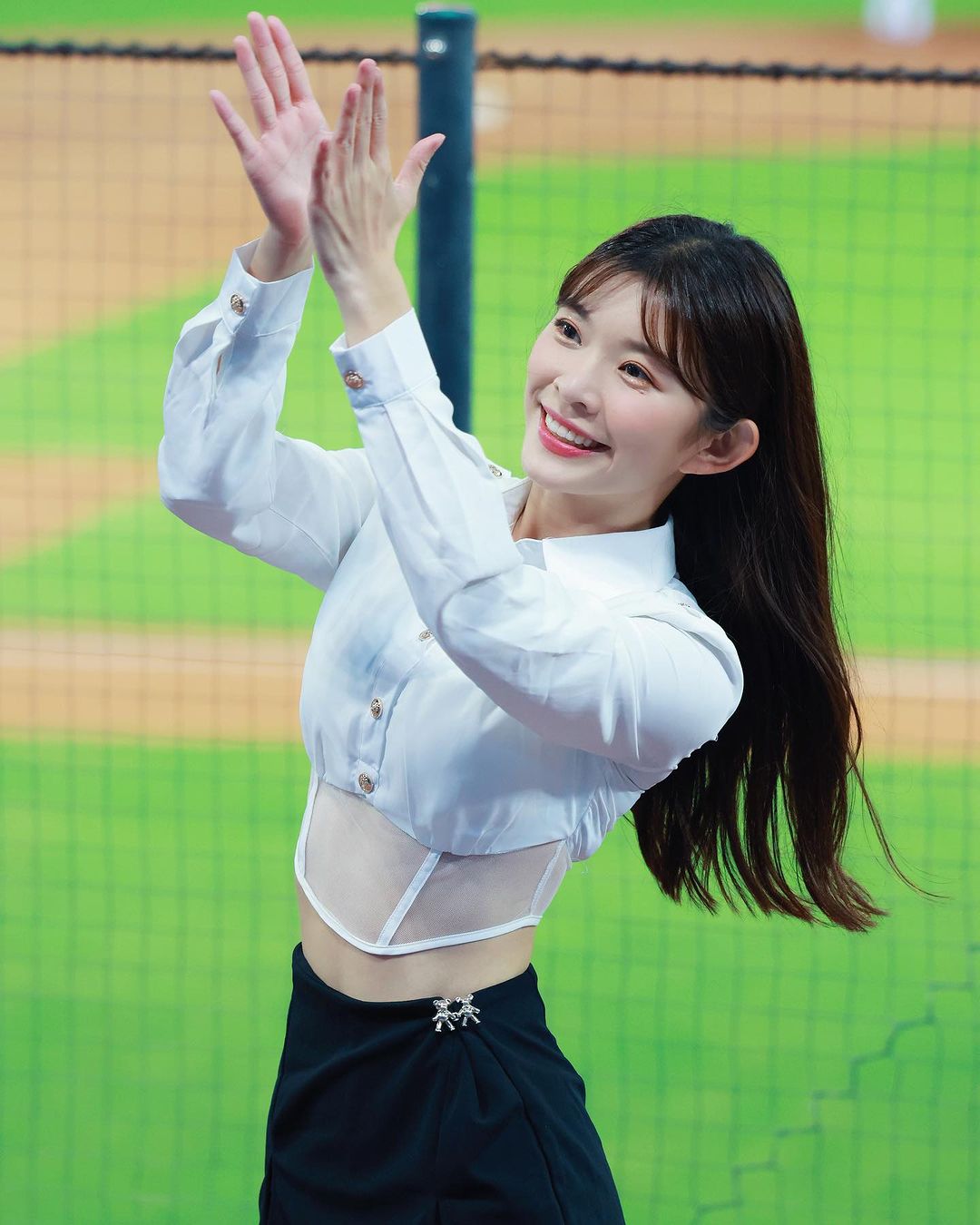 運動女孩「林穎樂」大眼甜笑充滿戀愛感 看了立刻融化-第1章-图片5