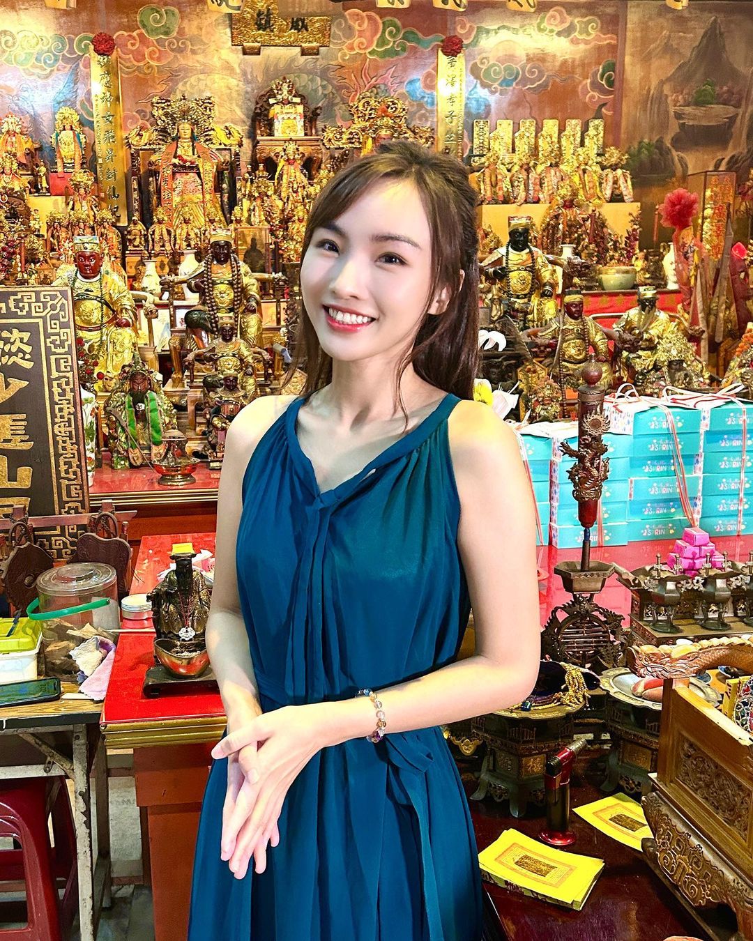 氣質御姊「壽司張佳瑩」萬惡的身體線條讓人受不了-第1章-图片4