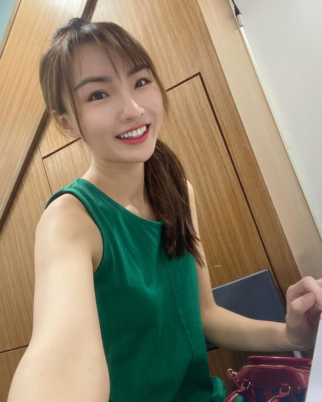 氣質御姊「壽司張佳瑩」萬惡的身體線條讓人受不了-第1章-图片6