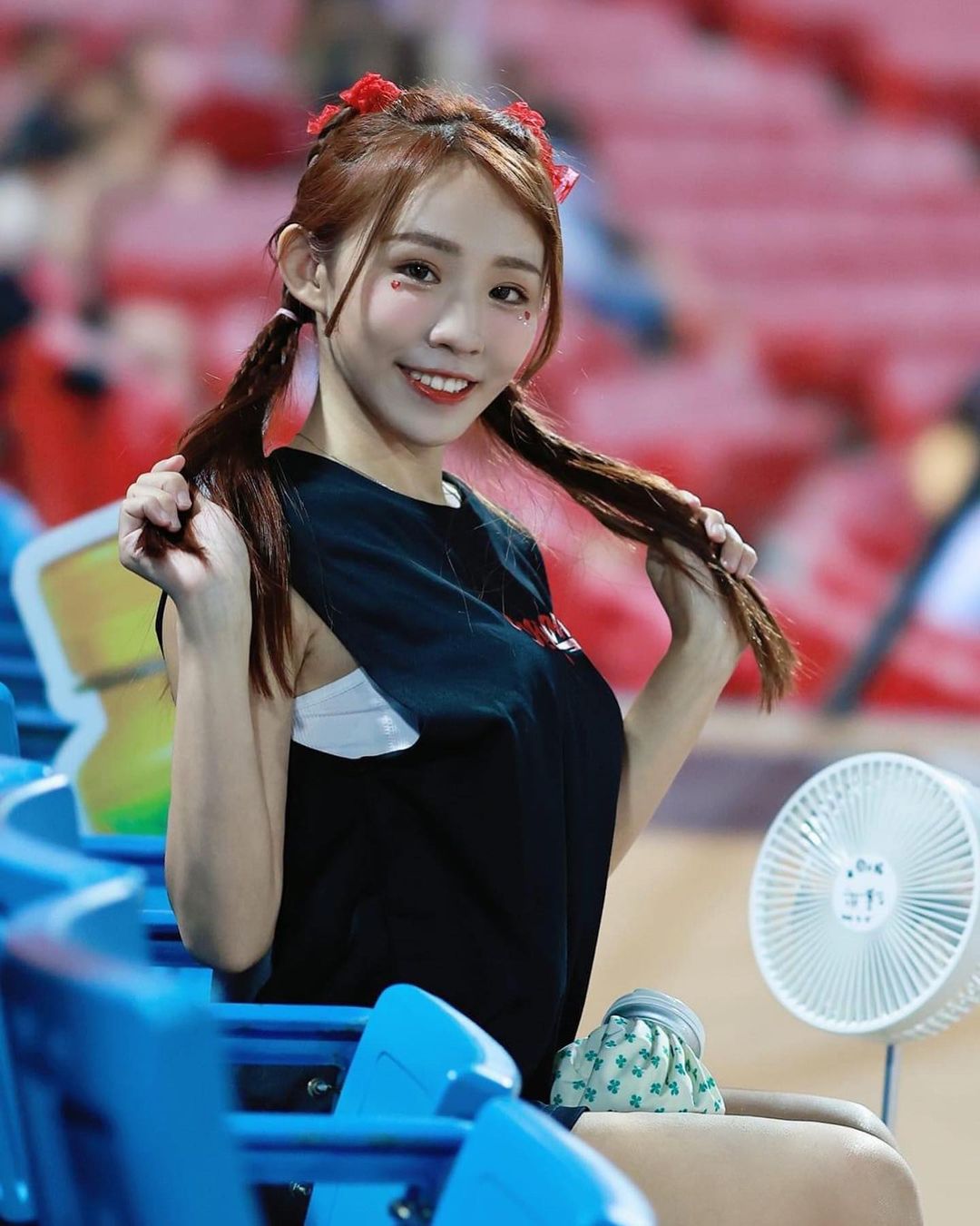 爆奶小隻馬「講薑」白皙美肌展現好厲害 引發視覺費洛蒙-第1章-图片7