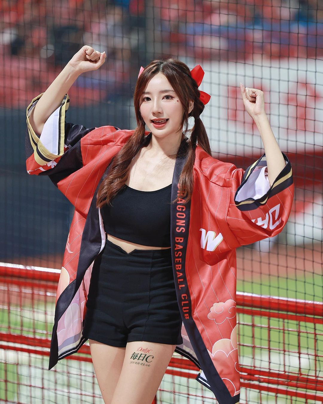 美腿正妹「沛沛」超邪惡飽滿胸器逼死人 若隱若現超誘惑-第1章-图片6