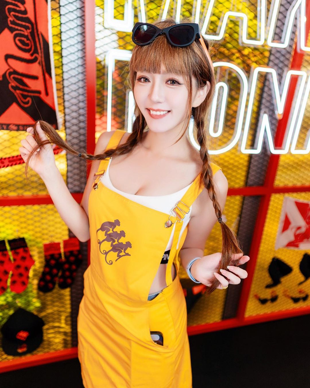 漂亮姐姐「一顆小蛋黃」擁有逆天長腿好犯規！臉蛋也完美-第1章-图片10