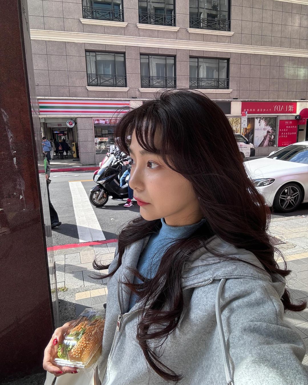 「貝莉莓」化身性感妖精 豪放作風真的好厲害-第1章-图片4