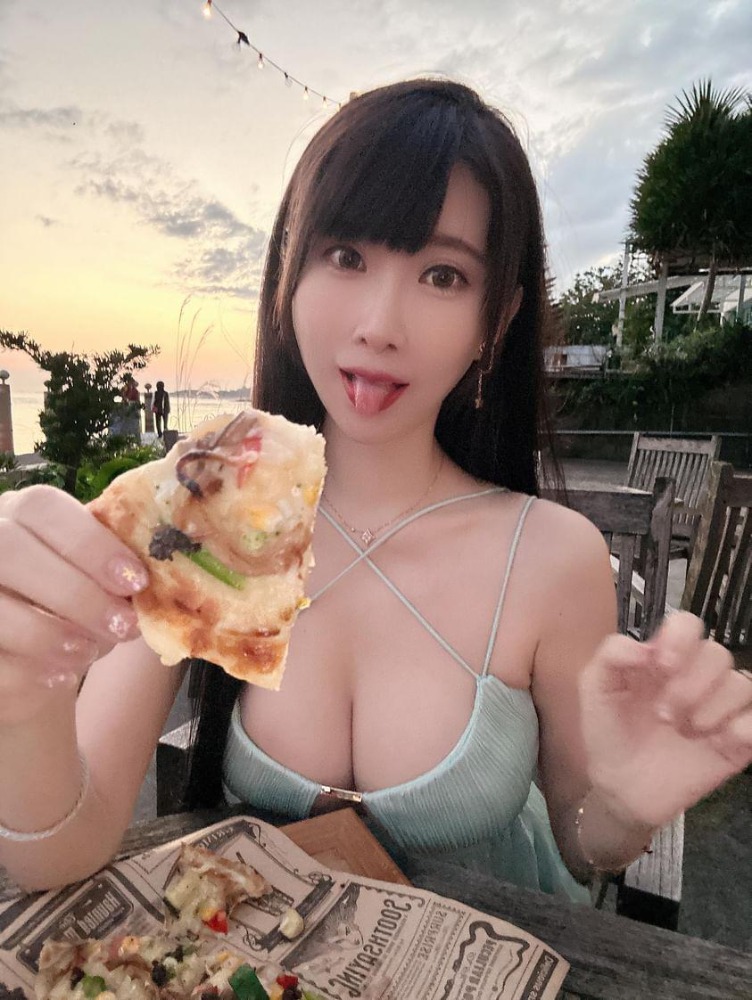 正妹「采衣」秀出完美身材-第1章-图片10